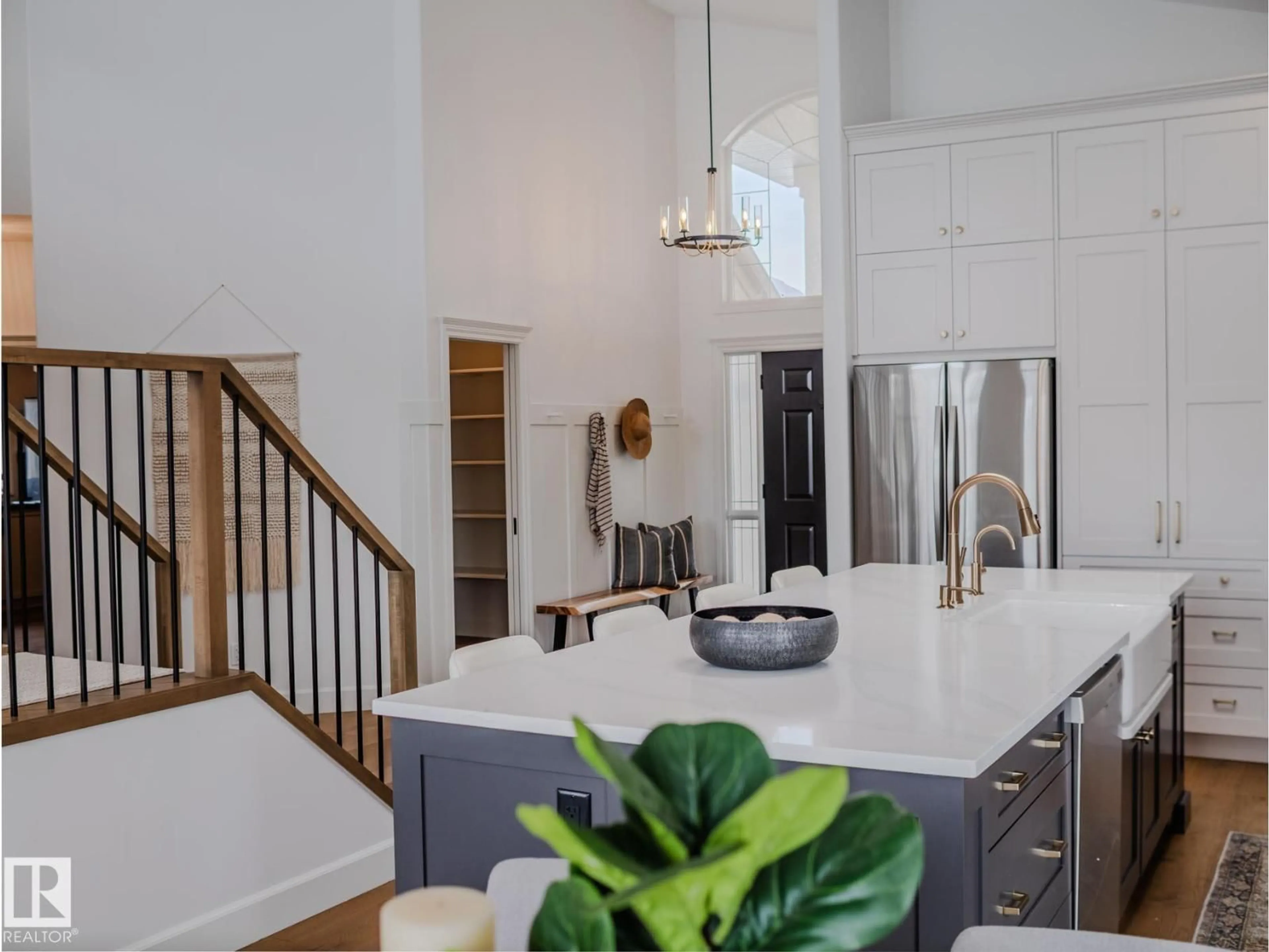 Open concept kitchen, unknown for 614 HUNTERS CL, Edmonton Alberta T6R2W2