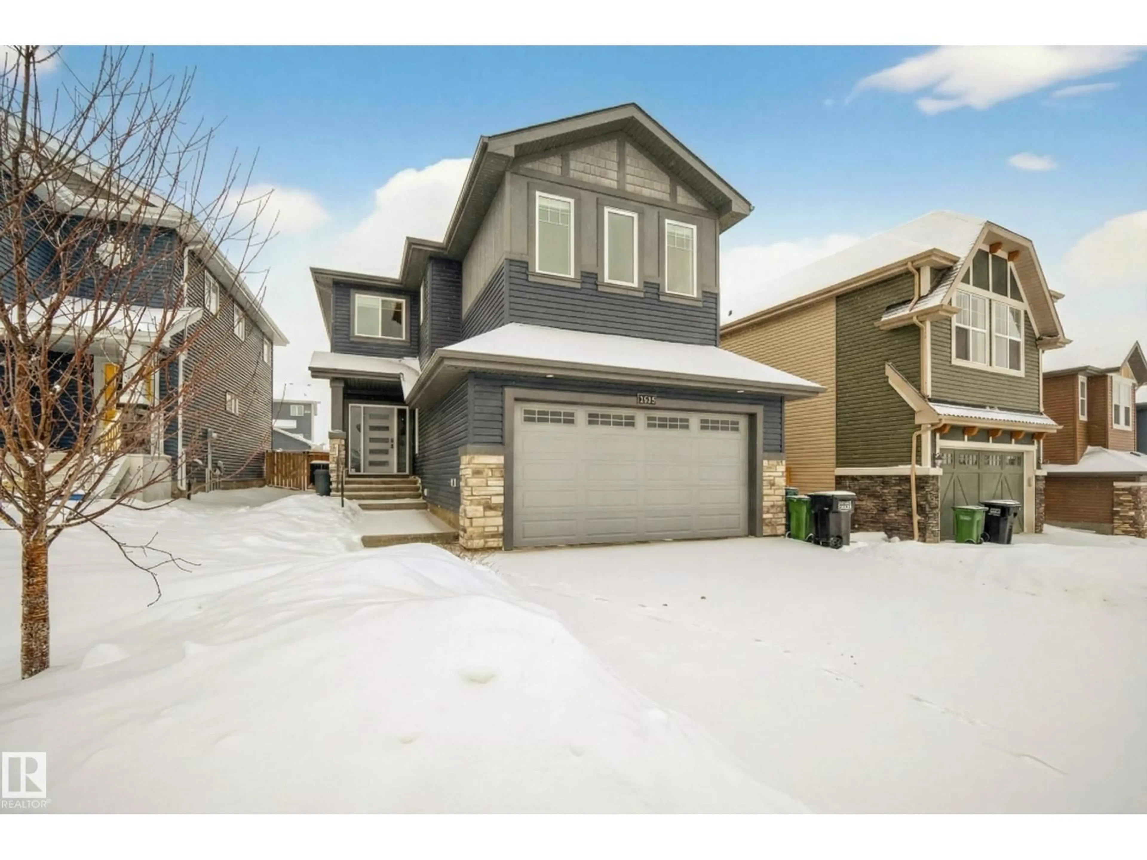 Home with vinyl exterior material, street for 1272 PEREGRINE TC, Edmonton Alberta T5S0M4