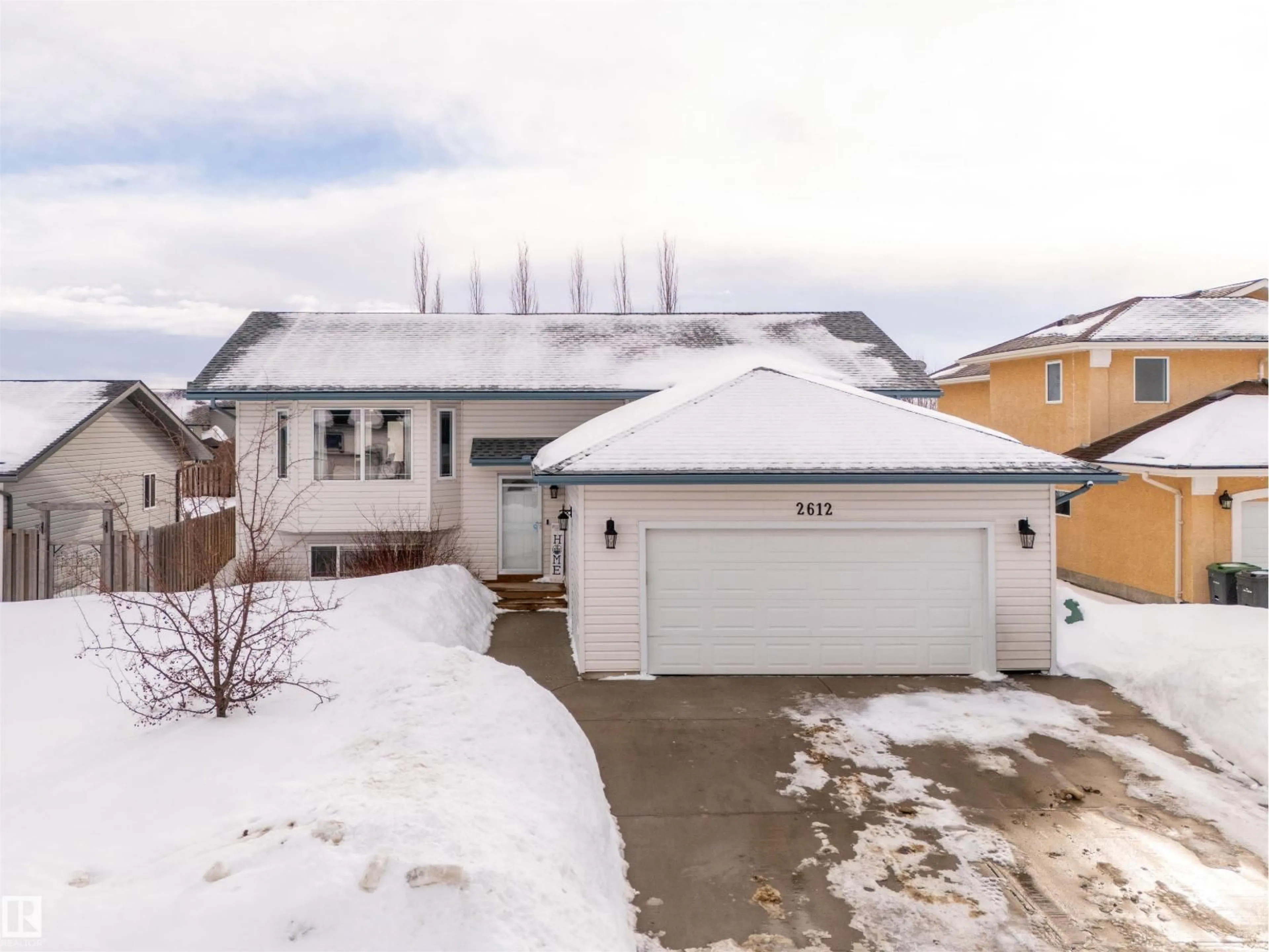 A pic from outside/outdoor area/front of a property/back of a property/a pic from drone, street for 2612 6 AV, Cold Lake Alberta T9M2C7