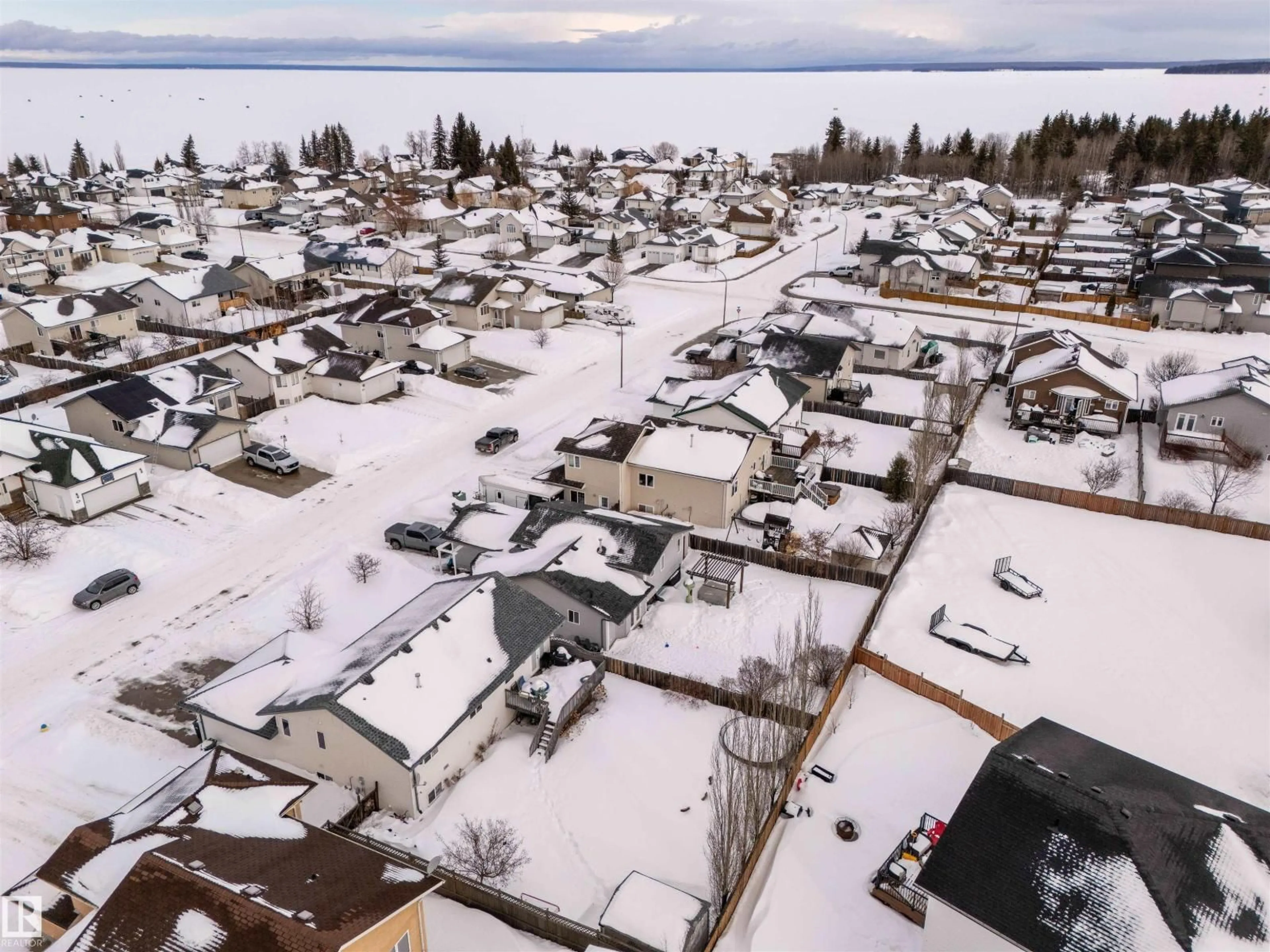 A pic from outside/outdoor area/front of a property/back of a property/a pic from drone, street for 2612 6 AV, Cold Lake Alberta T9M2C7