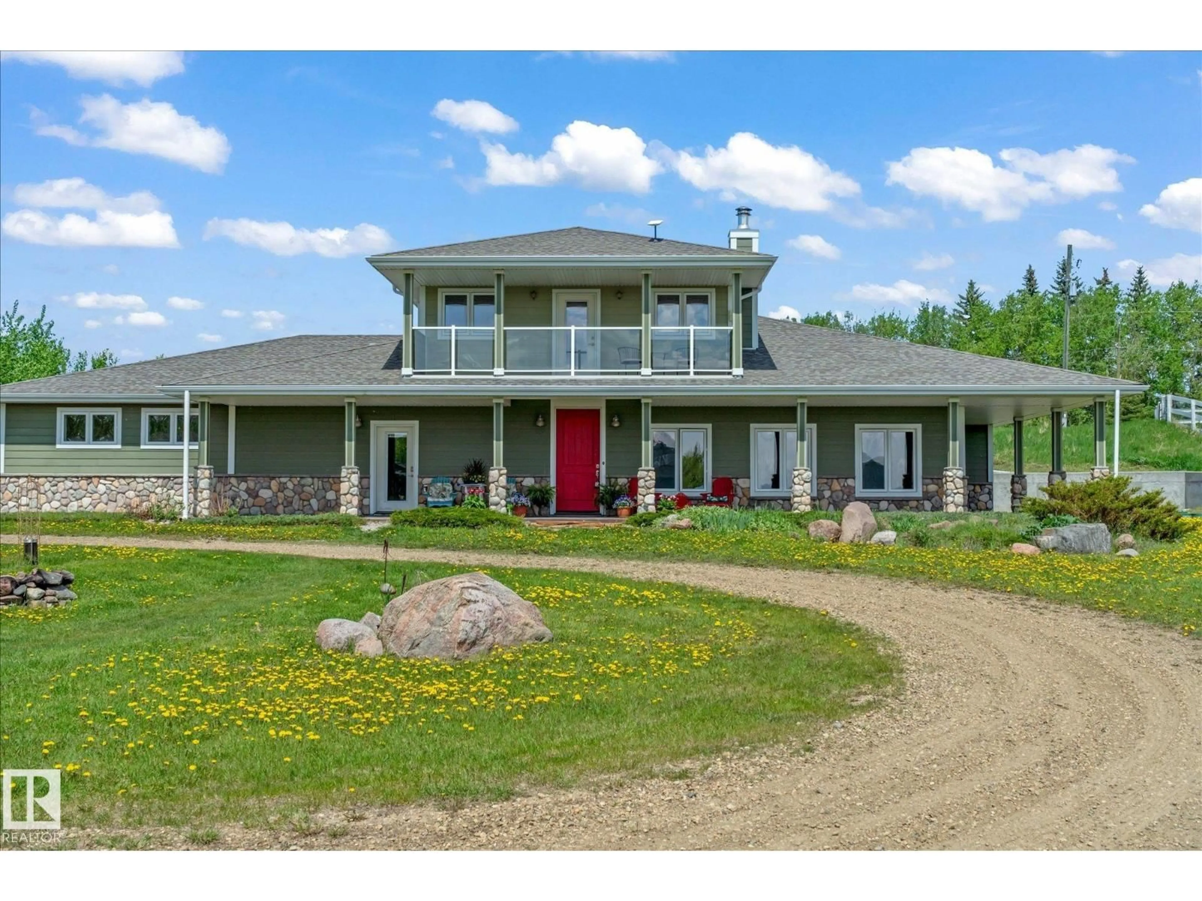 A pic from outside/outdoor area/front of a property/back of a property/a pic from drone, unknown for 21031 TWP ROAD 530, Rural Strathcona County Alberta T8G2C7