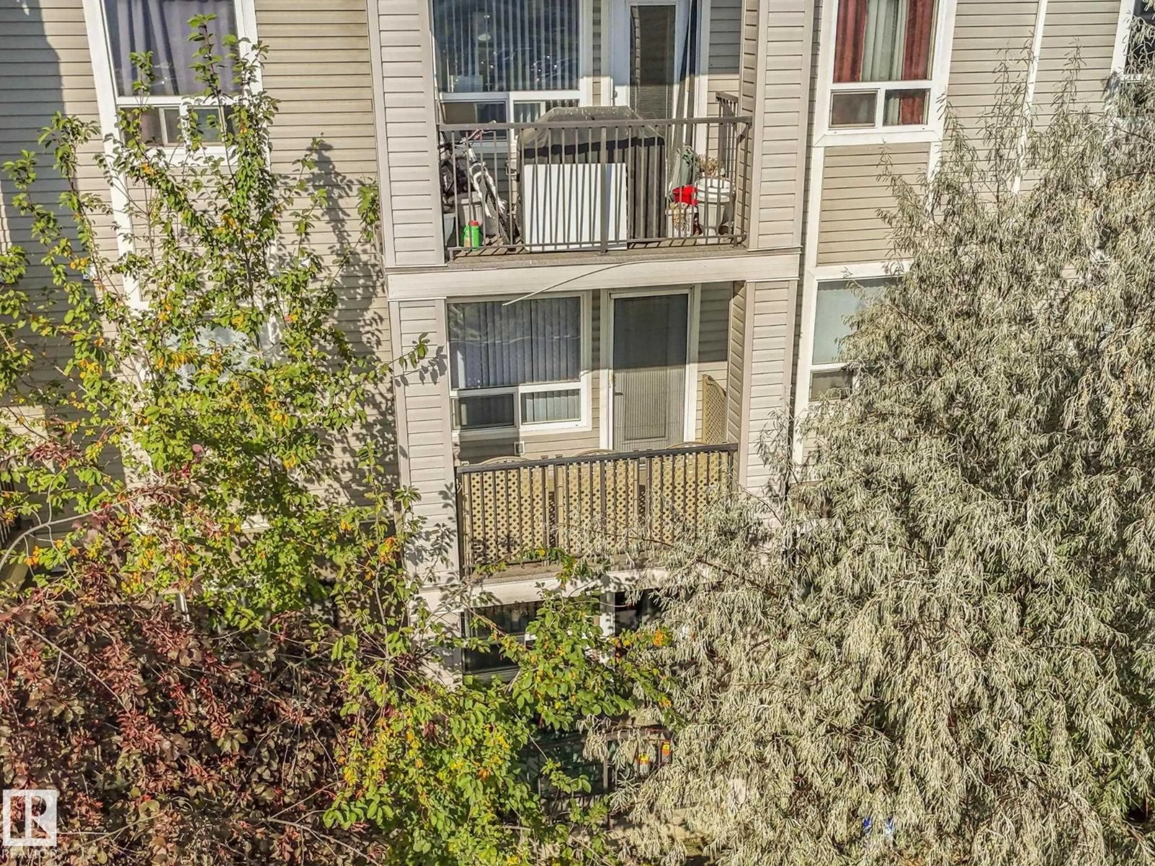 Unknown for 7327 - 7228 SOUTH TERWILLEGAR DR, Edmonton Alberta T6R0L8