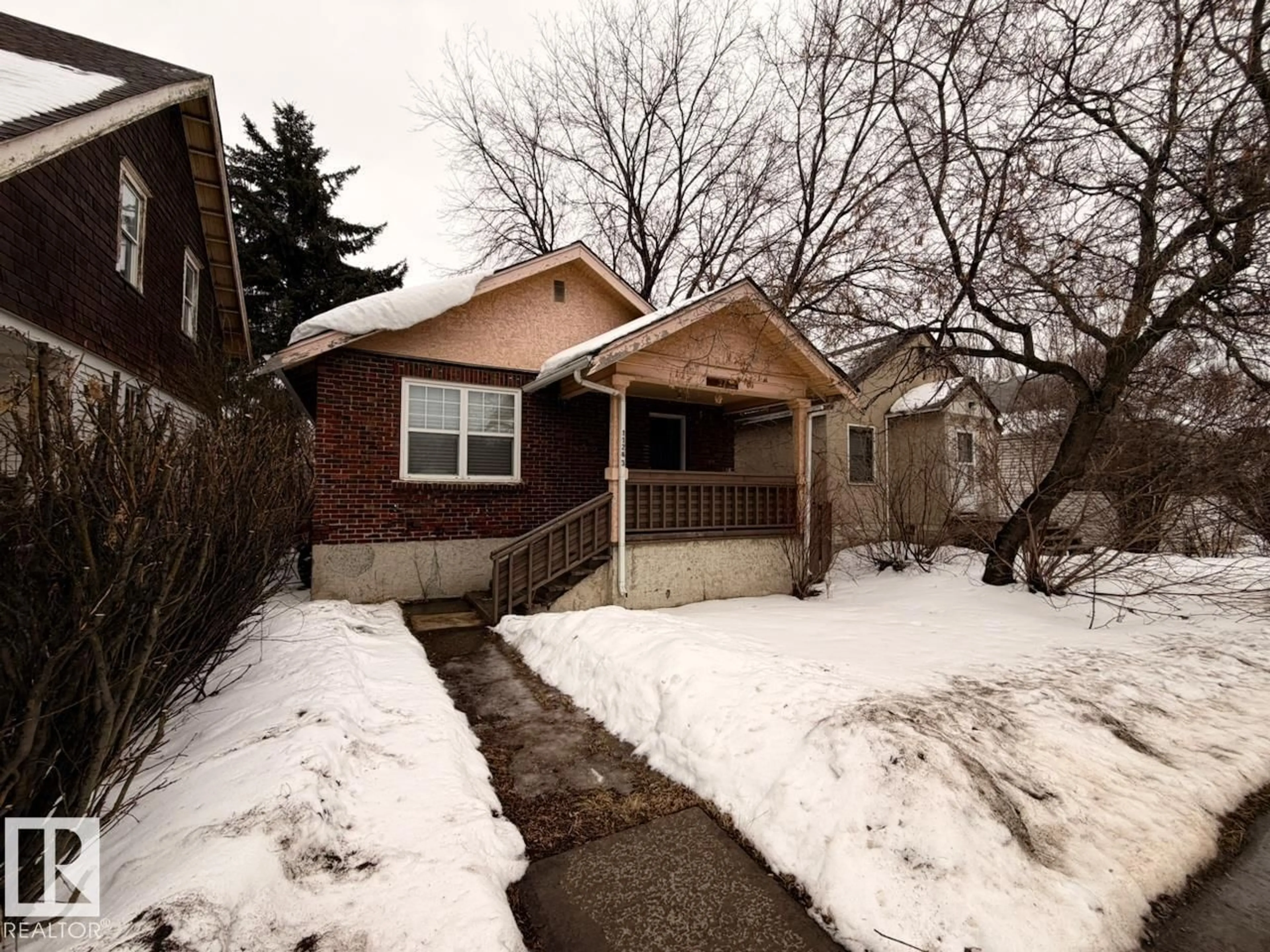 Unknown for NW - 11243 86 ST, Edmonton Alberta T5B3H7