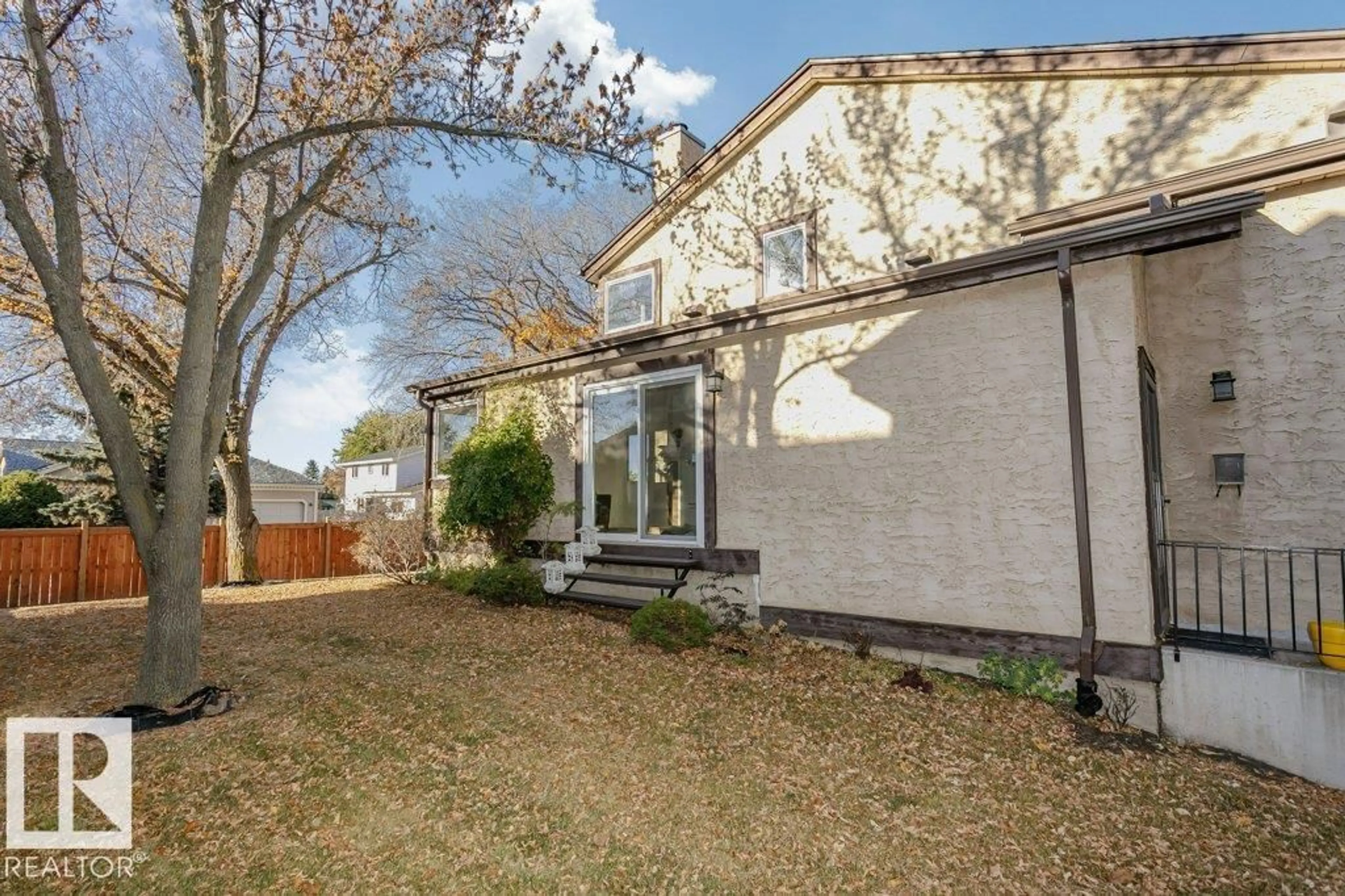 A pic from outside/outdoor area/front of a property/back of a property/a pic from drone, street for 14916 43 AV, Edmonton Alberta T6H5S1