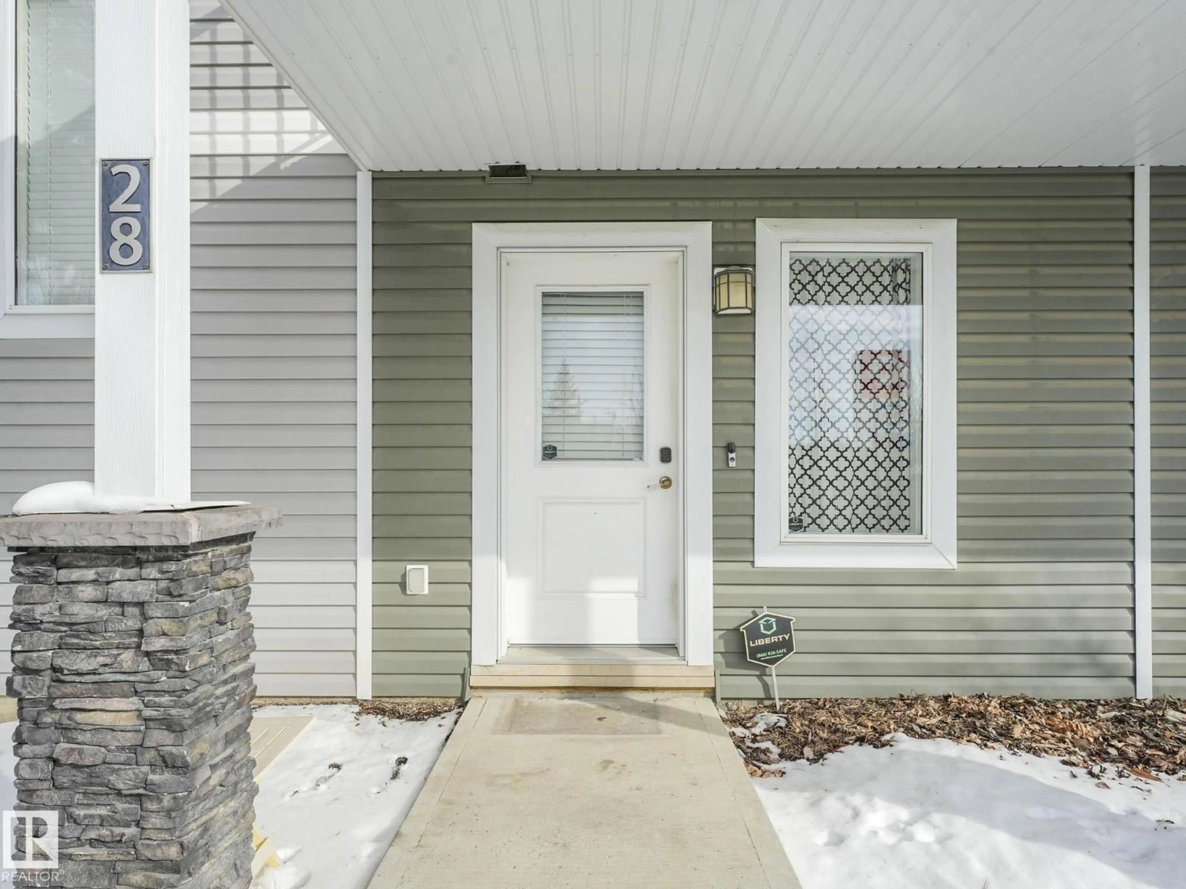 Indoor entryway for #28 - 1816 RUTHERFORD RD, Edmonton Alberta T6W2K6