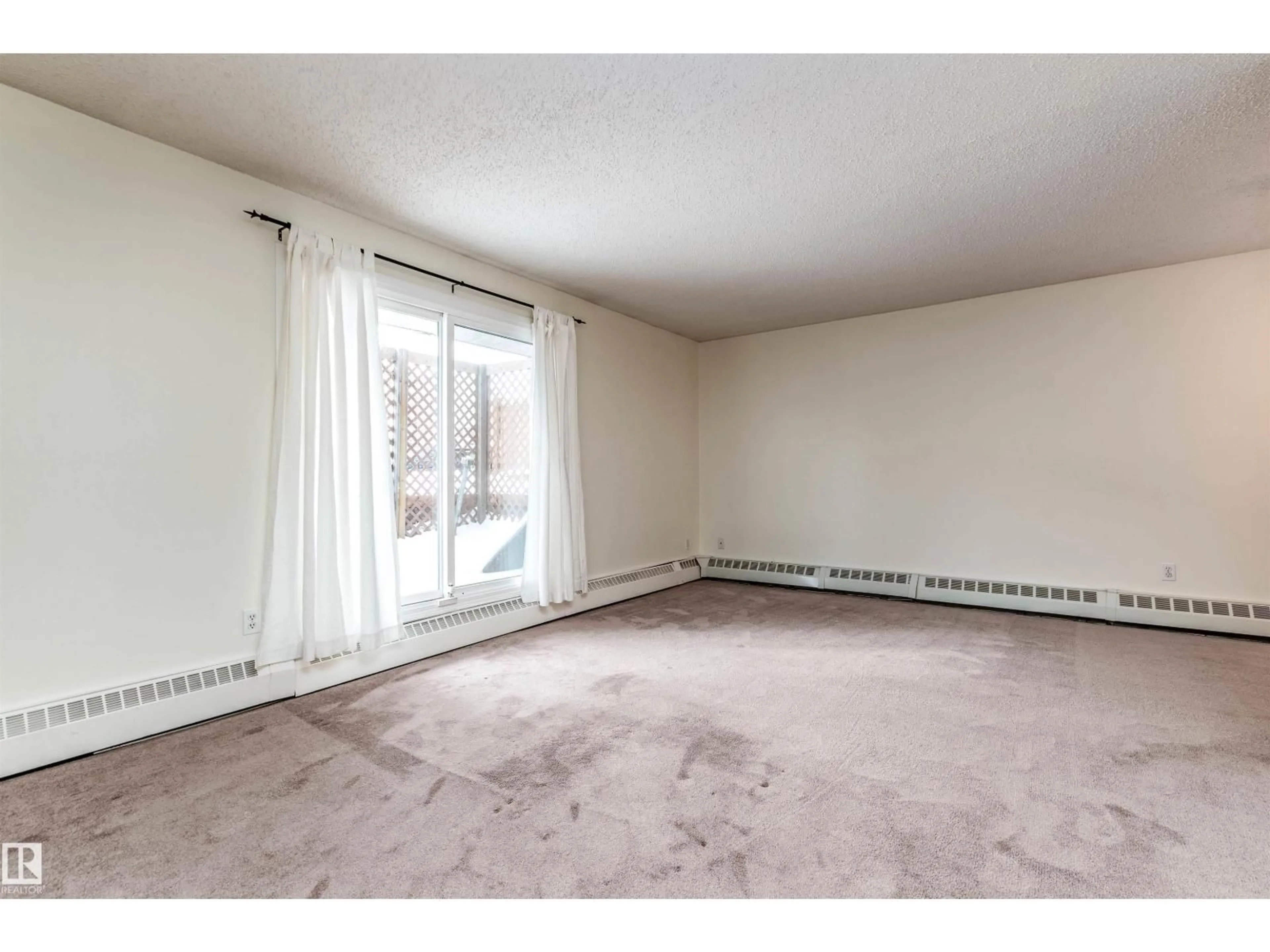 A pic of a room for 103 10731 84 AV NW, Edmonton Alberta T6R2H8