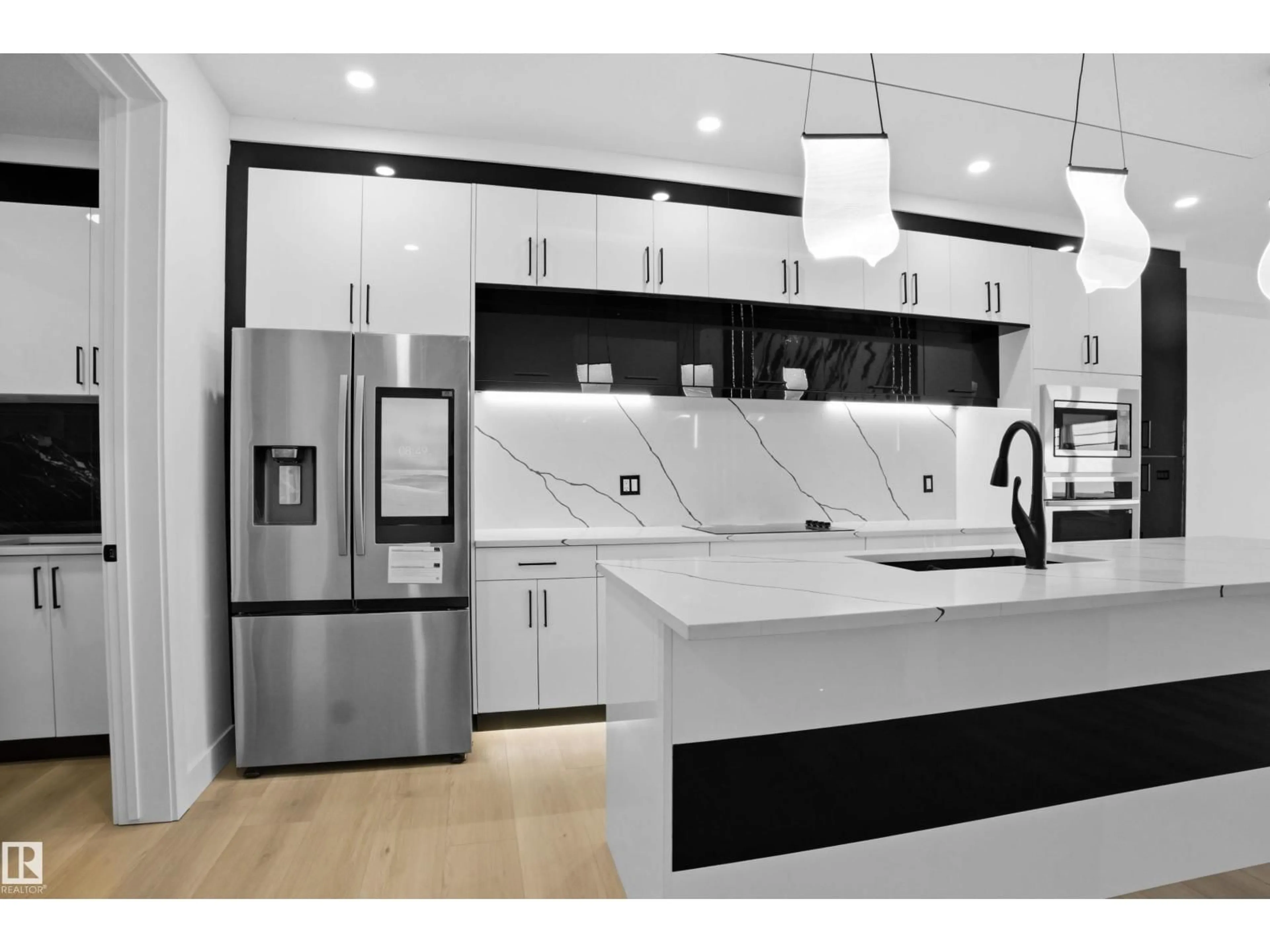 Contemporary kitchen, unknown for NW - 15415 20 ST, Edmonton Alberta T5Y4H8