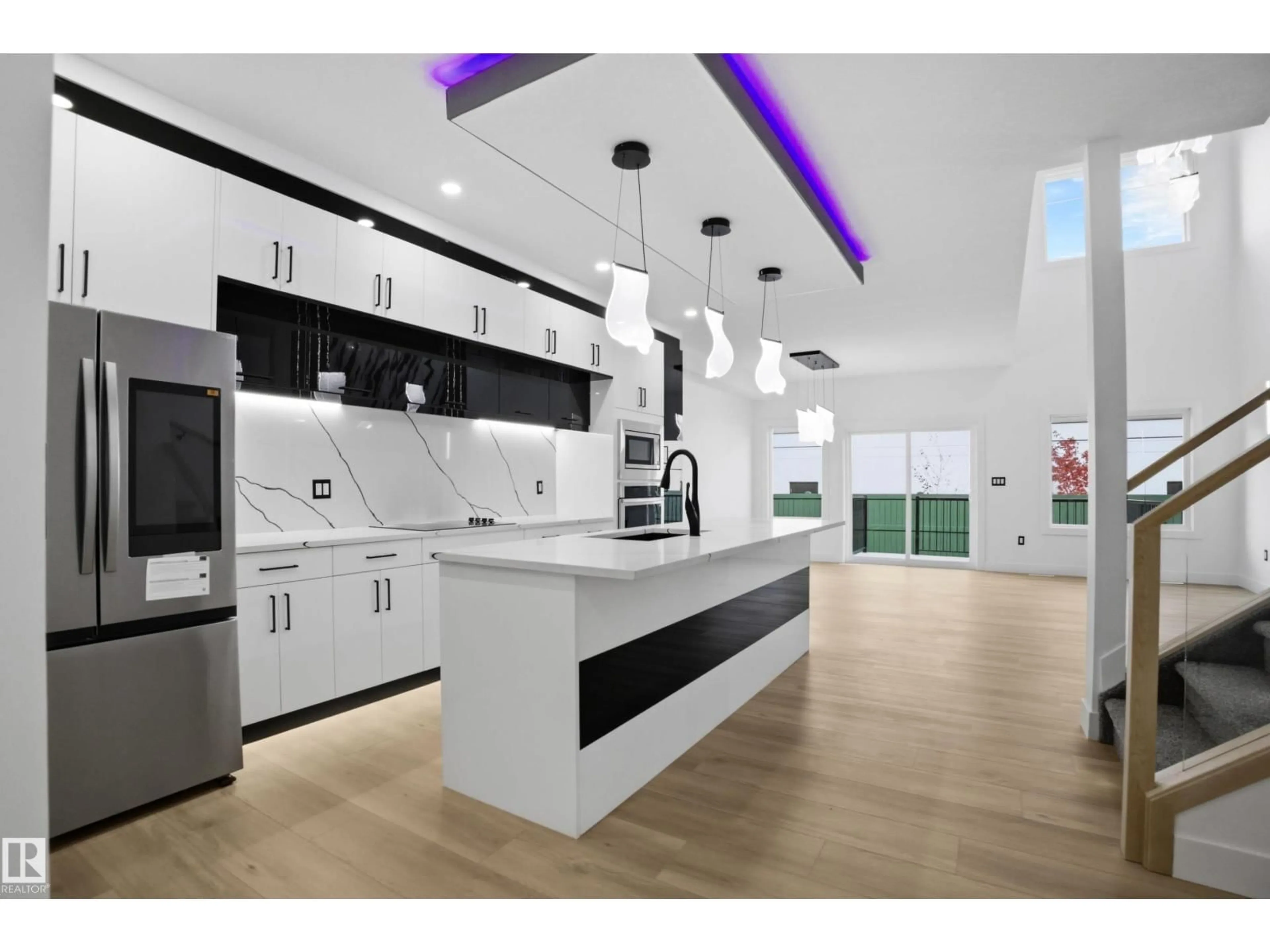 Contemporary kitchen, unknown for NW - 15415 20 ST, Edmonton Alberta T5Y4H8