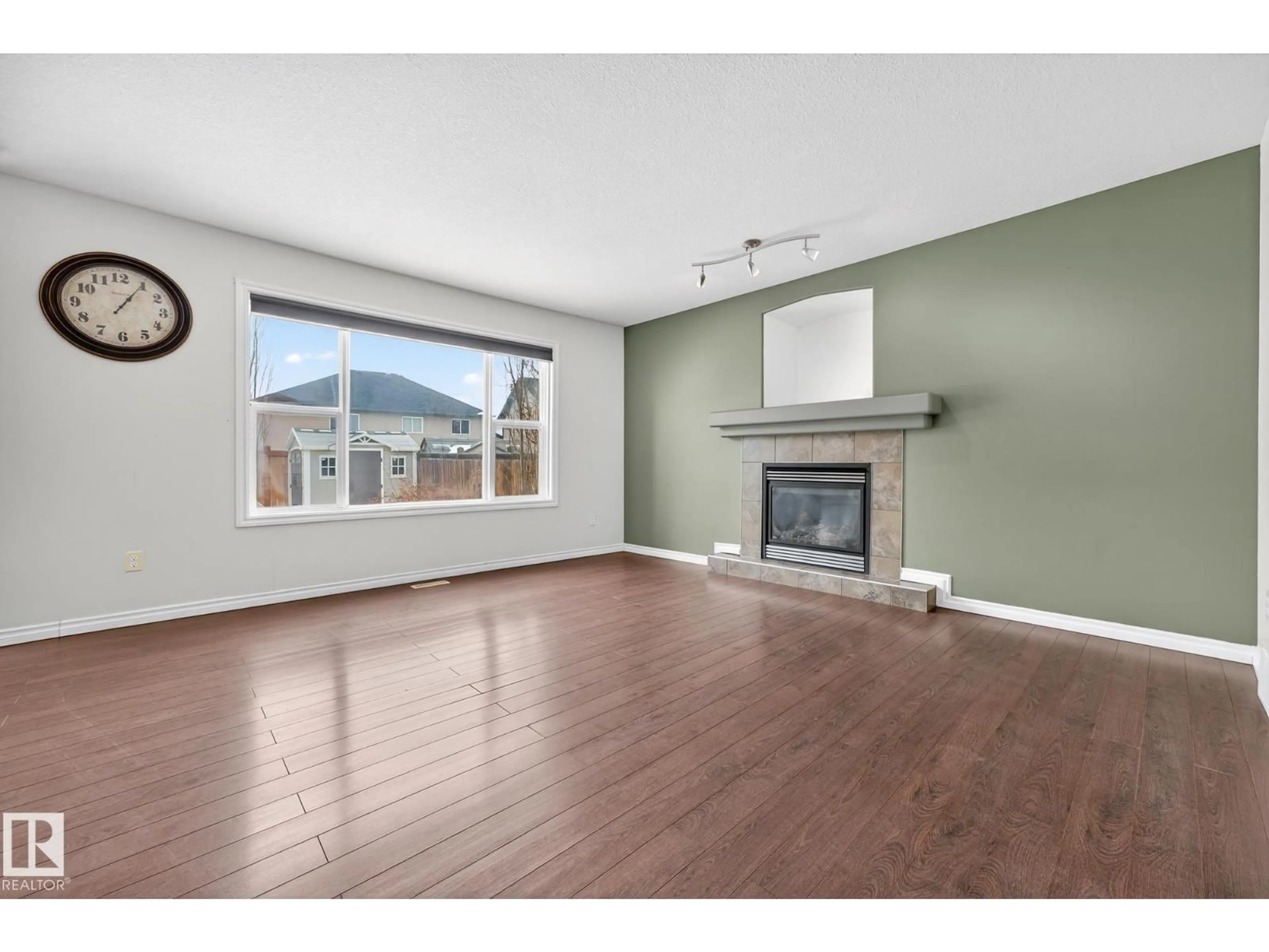 A pic of a room for 152 RUE MARQUET, Beaumont Alberta T4X1W3