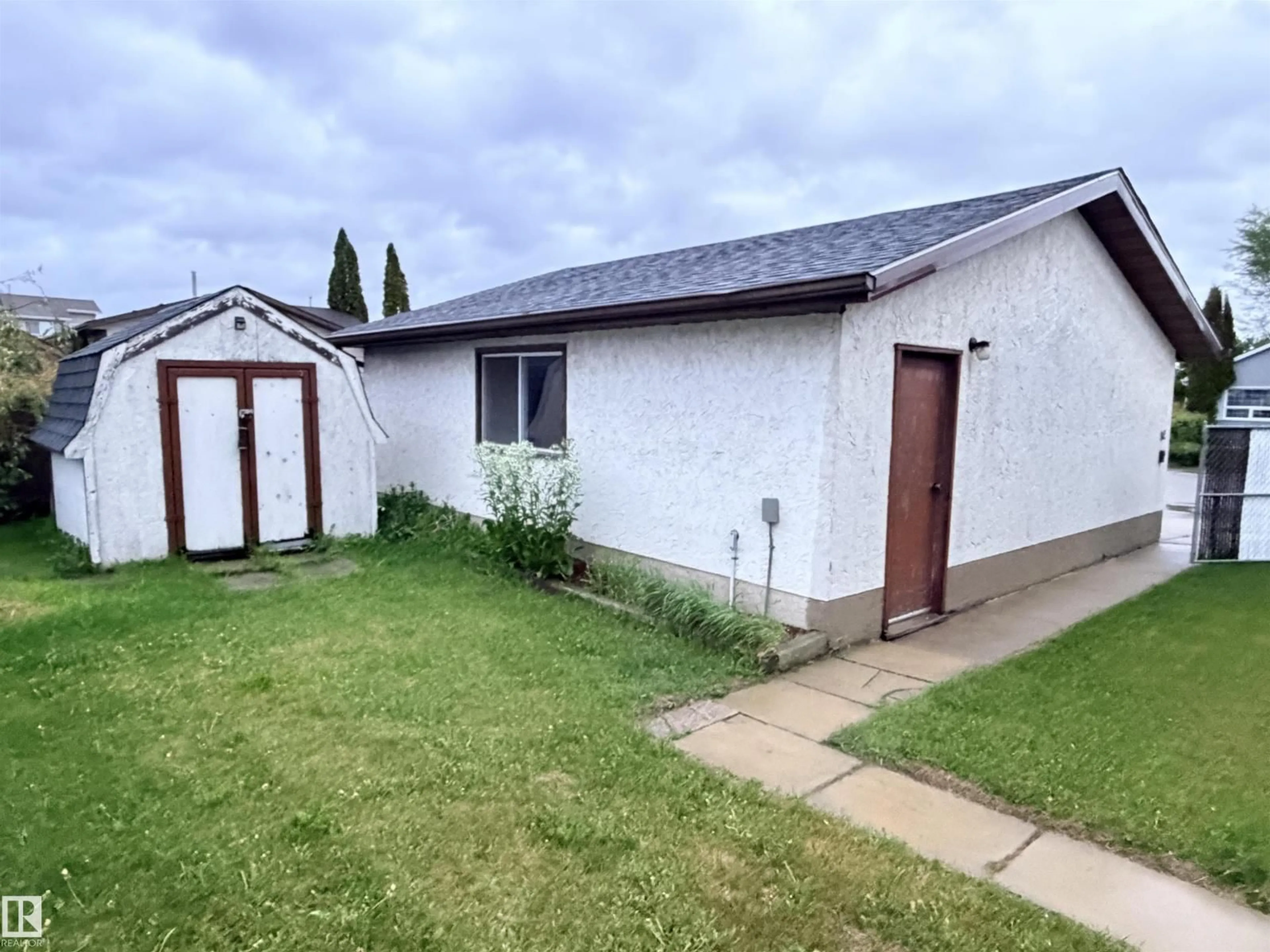 A pic from outside/outdoor area/front of a property/back of a property/a pic from drone, street for 10503 110 ST, Westlock Alberta T7P1A3