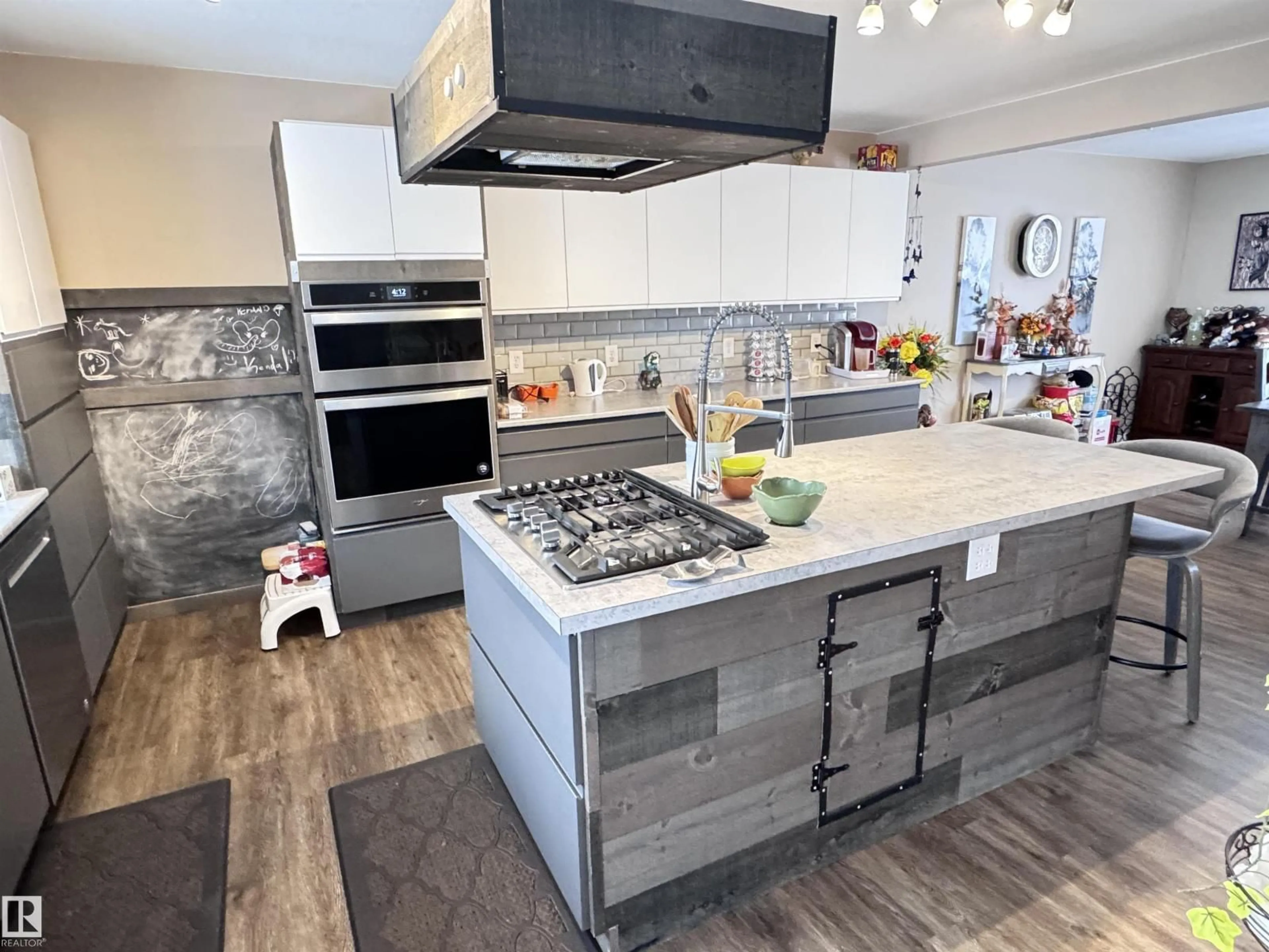 Contemporary kitchen, unknown for 10503 110 ST, Westlock Alberta T7P1A3