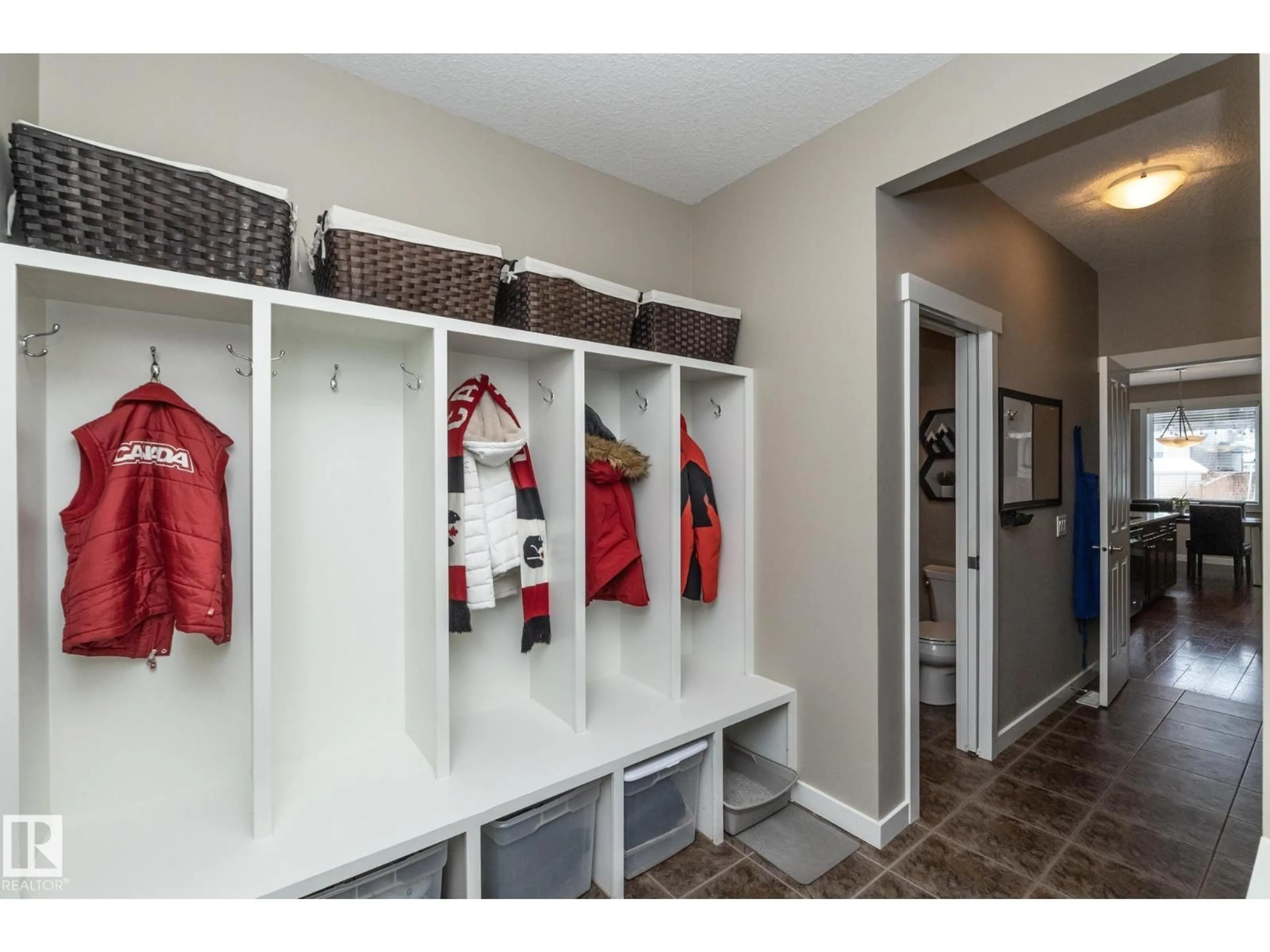 Unknown for NW - 13020 207 ST, Edmonton Alberta T5S0K1