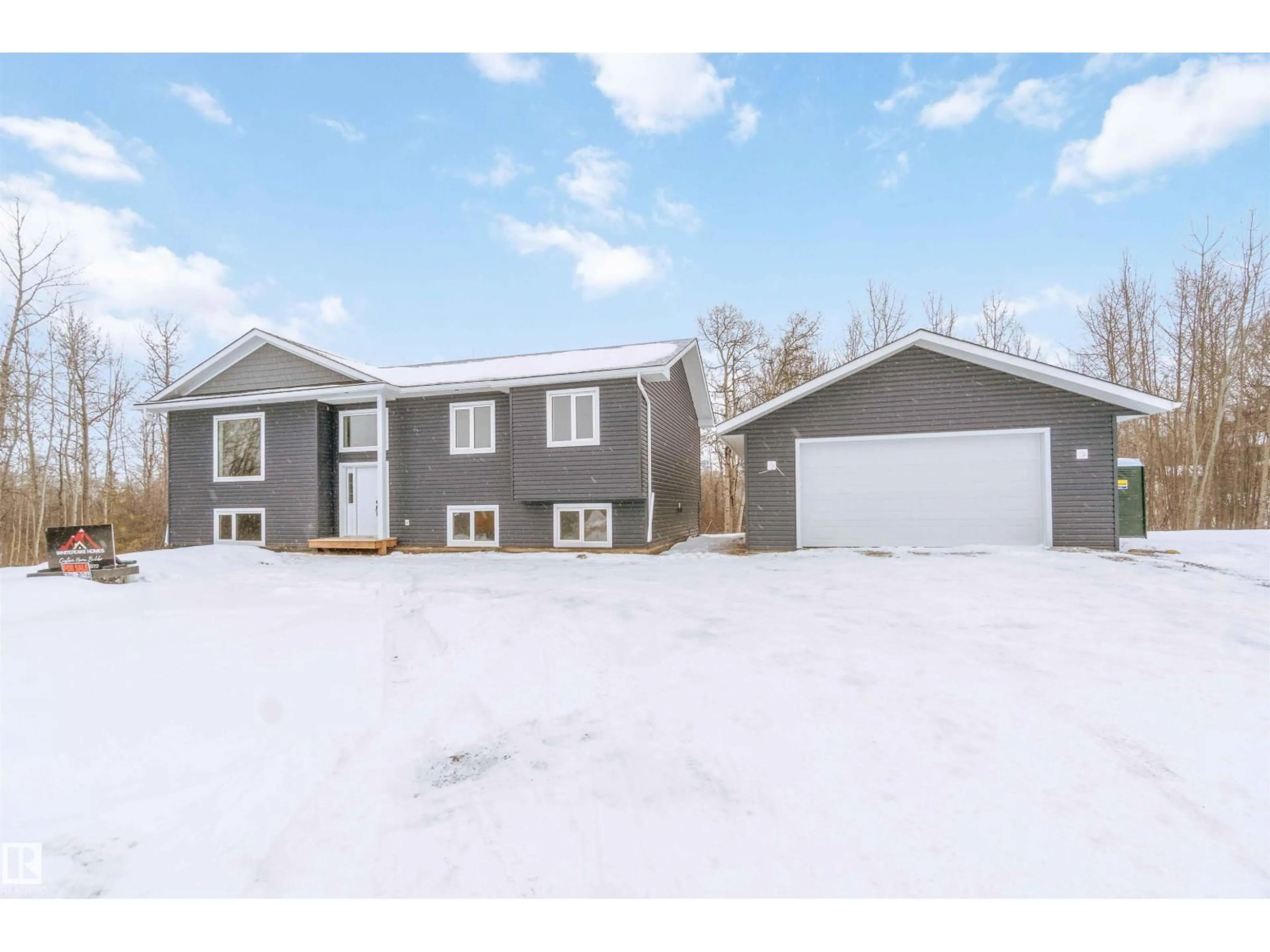 Home with vinyl exterior material, unknown for 54419 - 201 RGE ROAD 14, Rural Lac Ste. Anne County Alberta T0E1V2