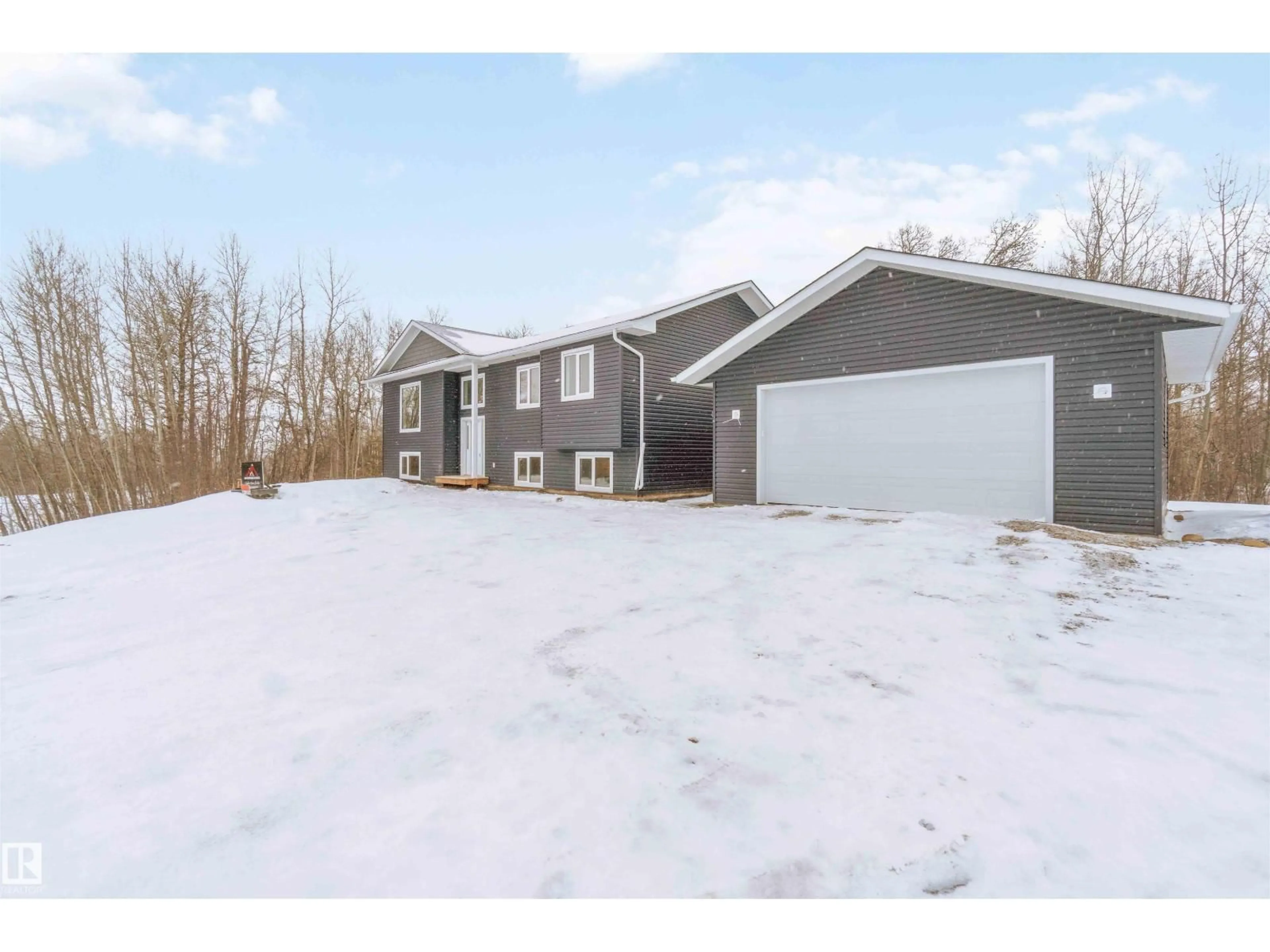 Unknown for 54419 - 201 RGE ROAD 14, Rural Lac Ste. Anne County Alberta T0E1V2