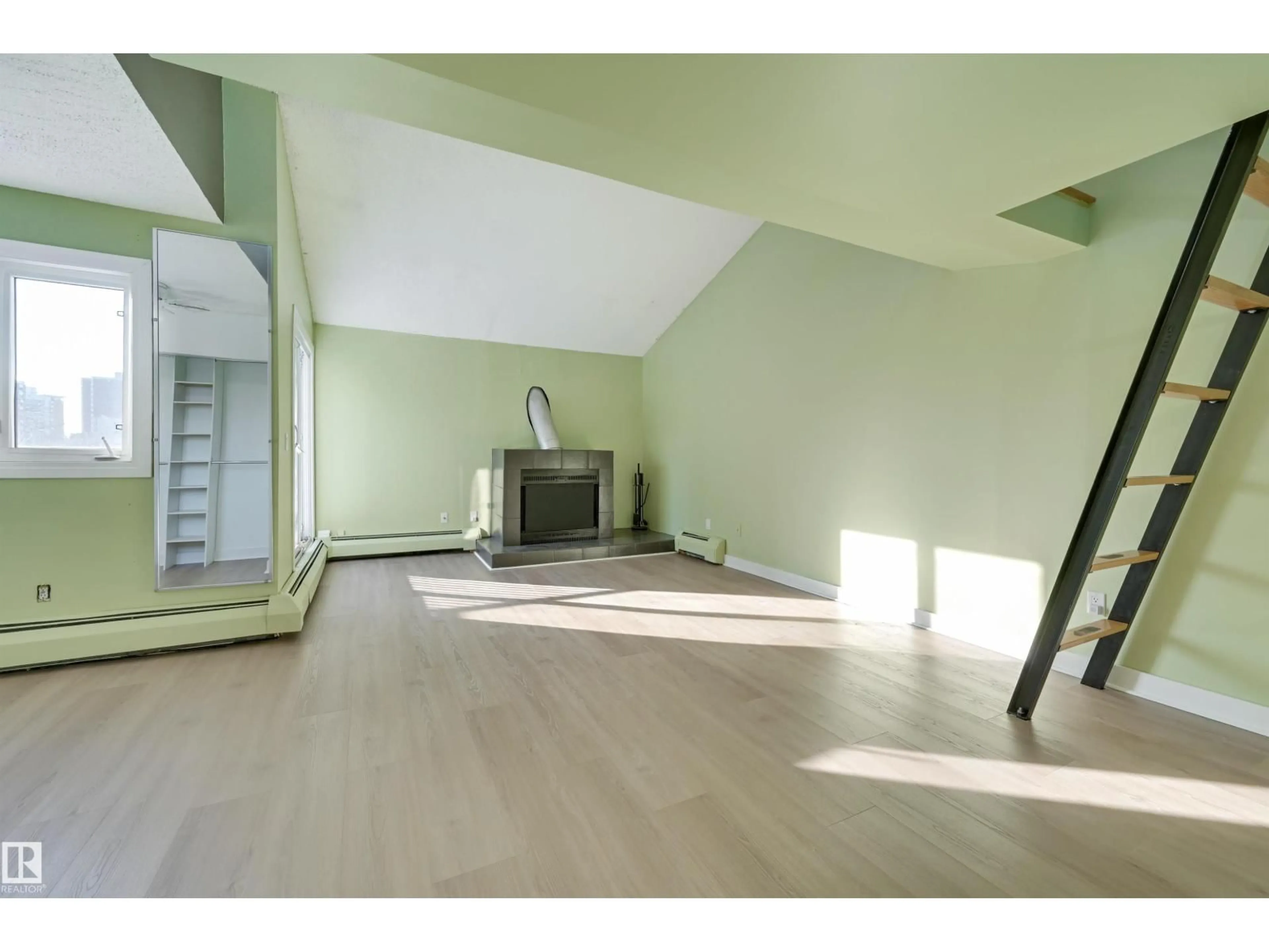 A pic of a room for #303 - 10138 116 ST, Edmonton Alberta T5K1V8