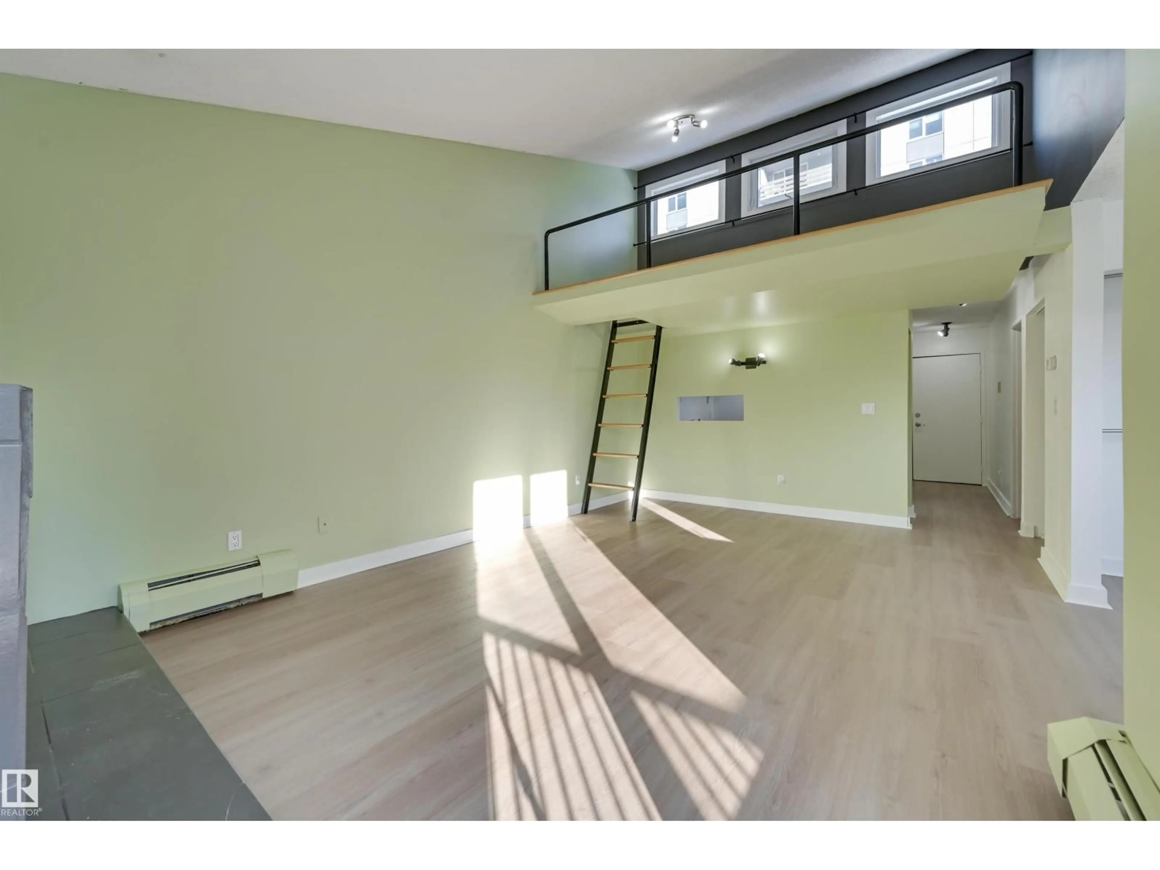 A pic of a room for #303 - 10138 116 ST, Edmonton Alberta T5K1V8