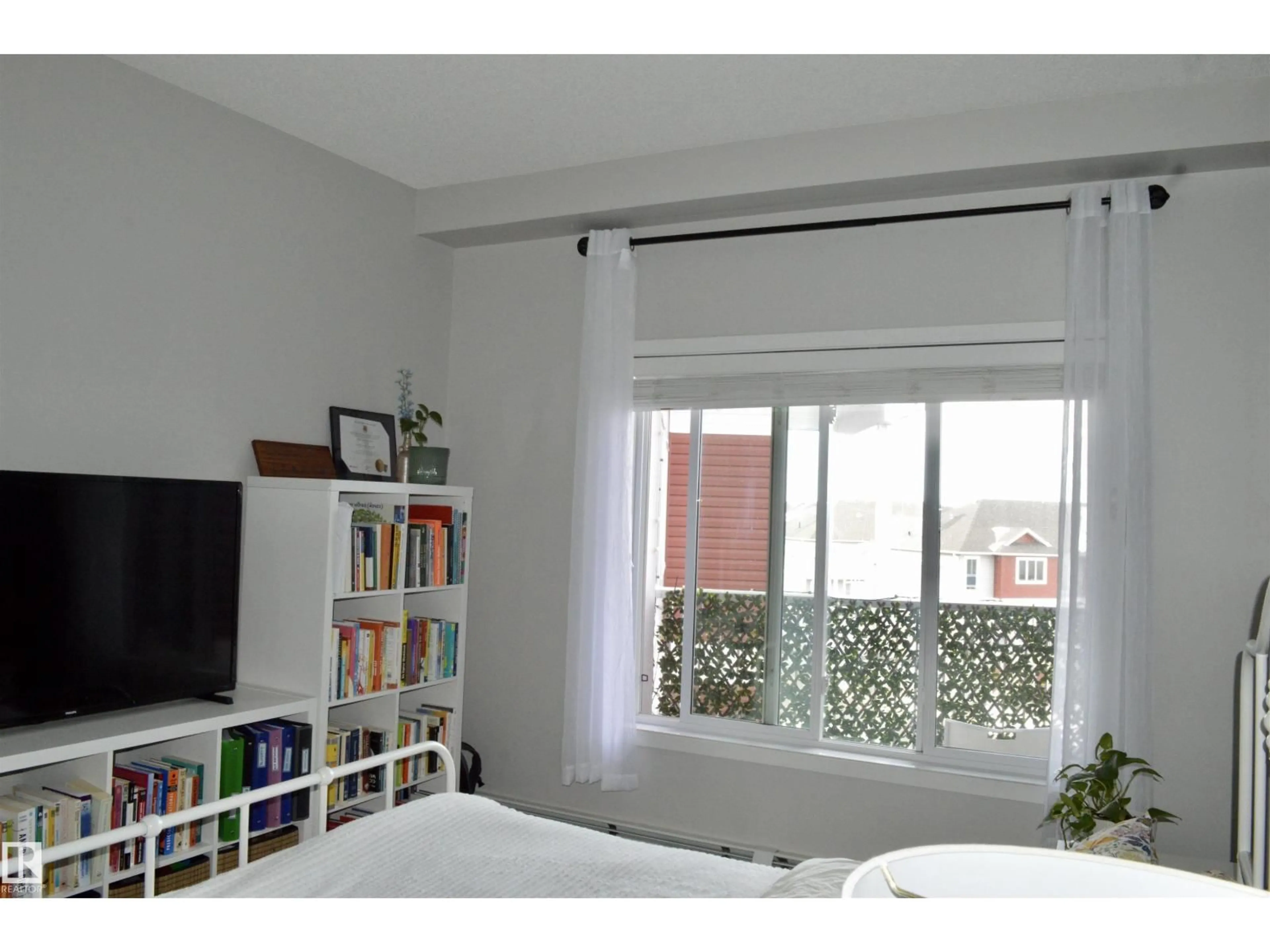 A pic of a room for #437 - 1818 RUTHERFORD RD, Edmonton Alberta T6W2K6