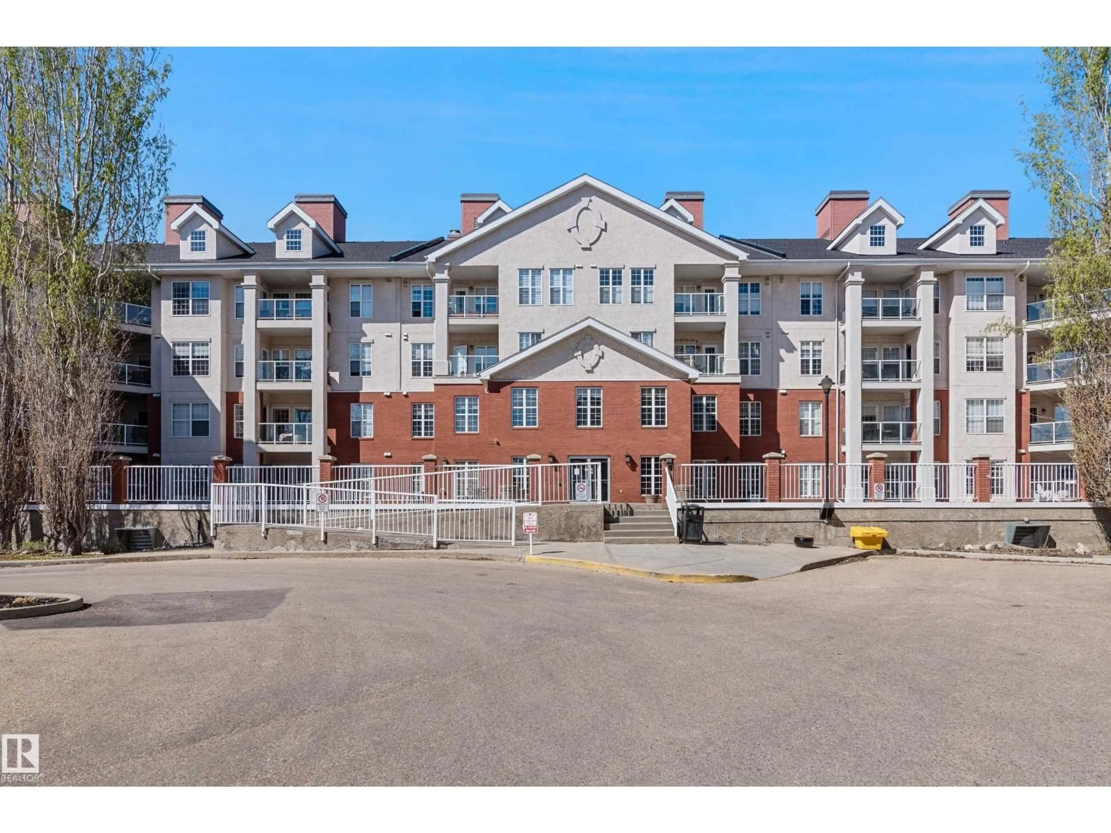 Unknown for 45 - 227 INGLEWOOD DR, St. Albert Alberta T8N0B6