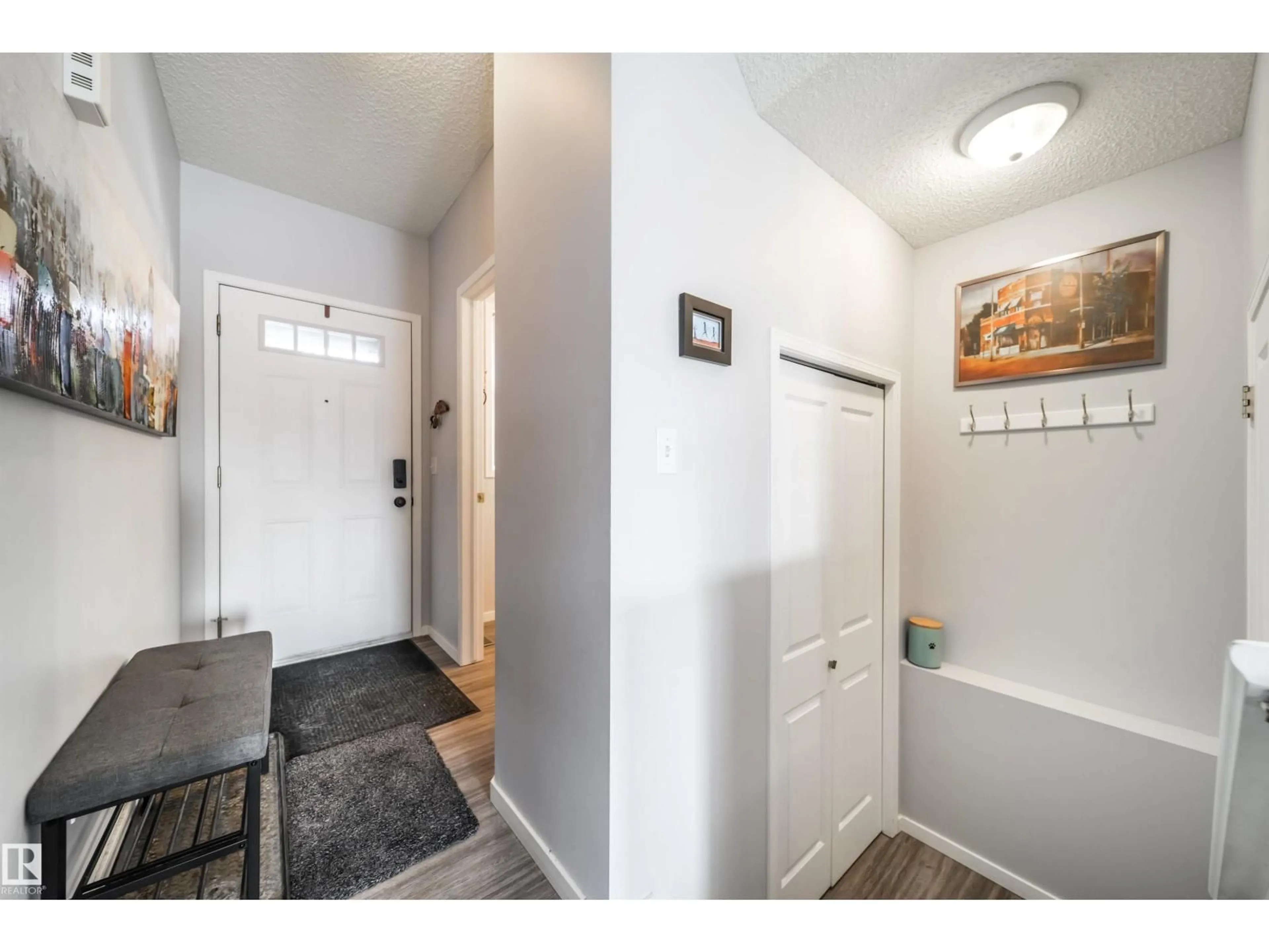 Indoor entryway for #115 - 700 BOTHWELL DR, Sherwood Park Alberta T8H2W3