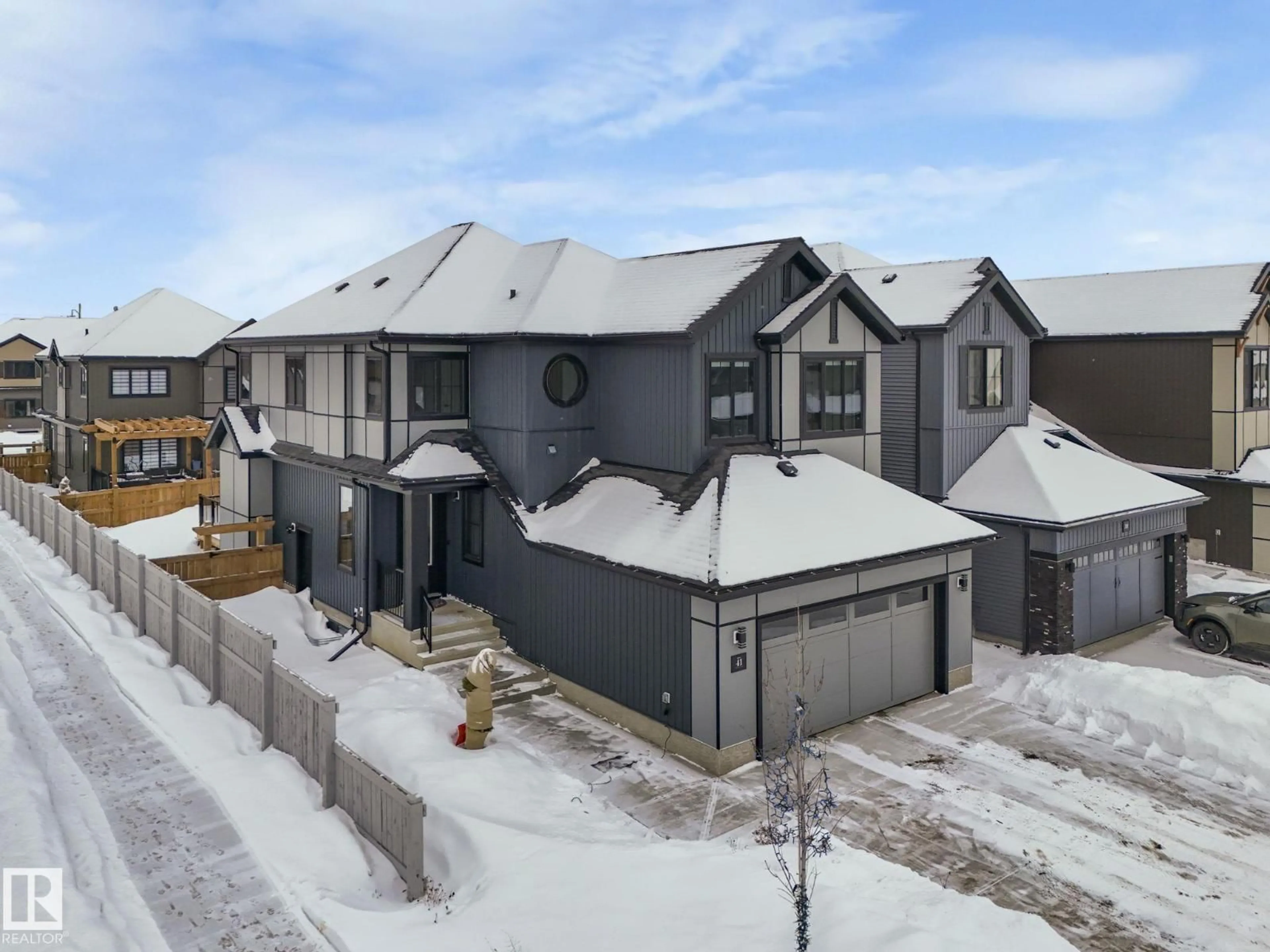 A pic from outside/outdoor area/front of a property/back of a property/a pic from drone, street for 41 CANNES CV, St. Albert Alberta T8T2C6
