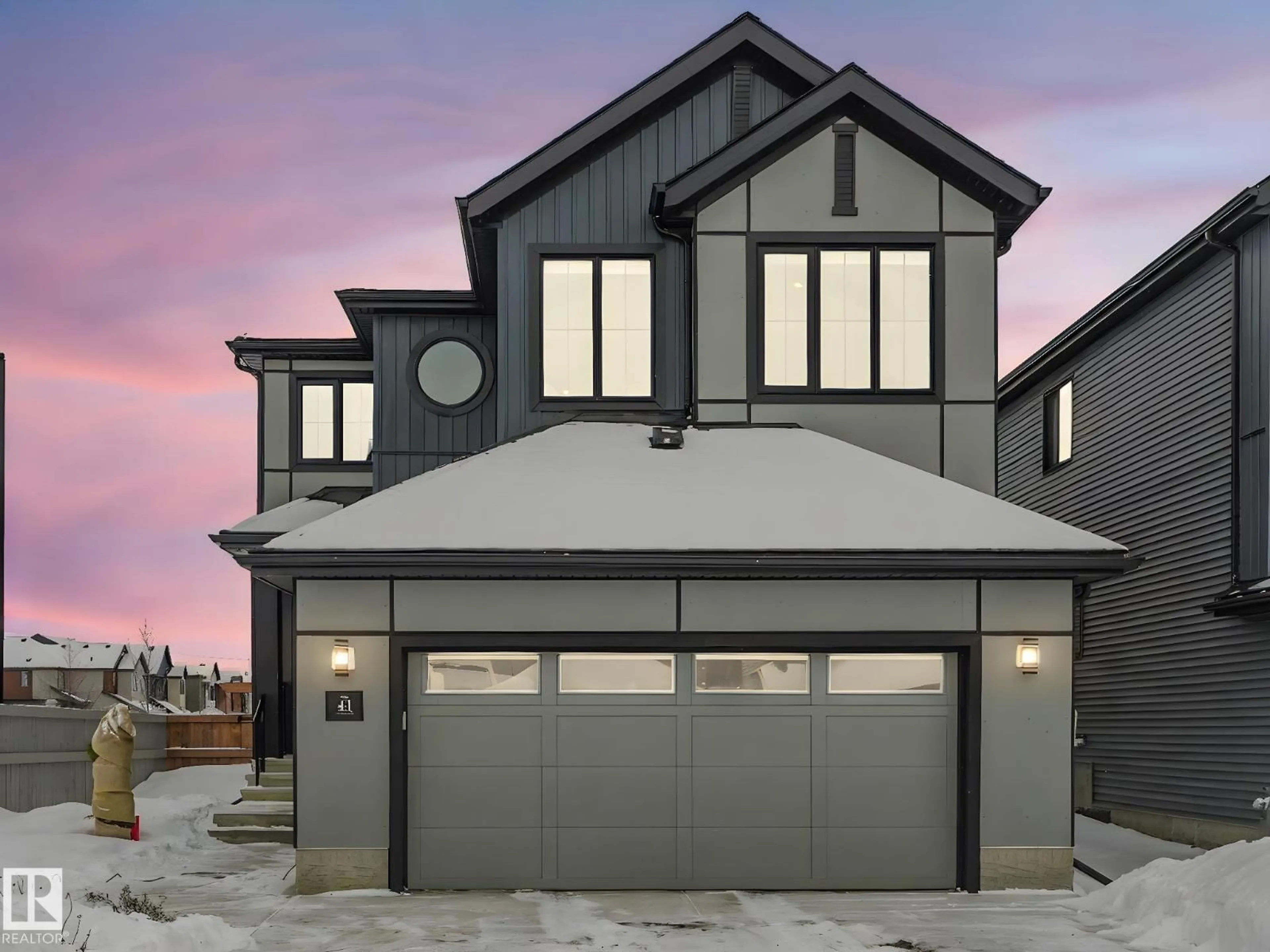 Home with vinyl exterior material, street for 41 CANNES CV, St. Albert Alberta T8T2C6