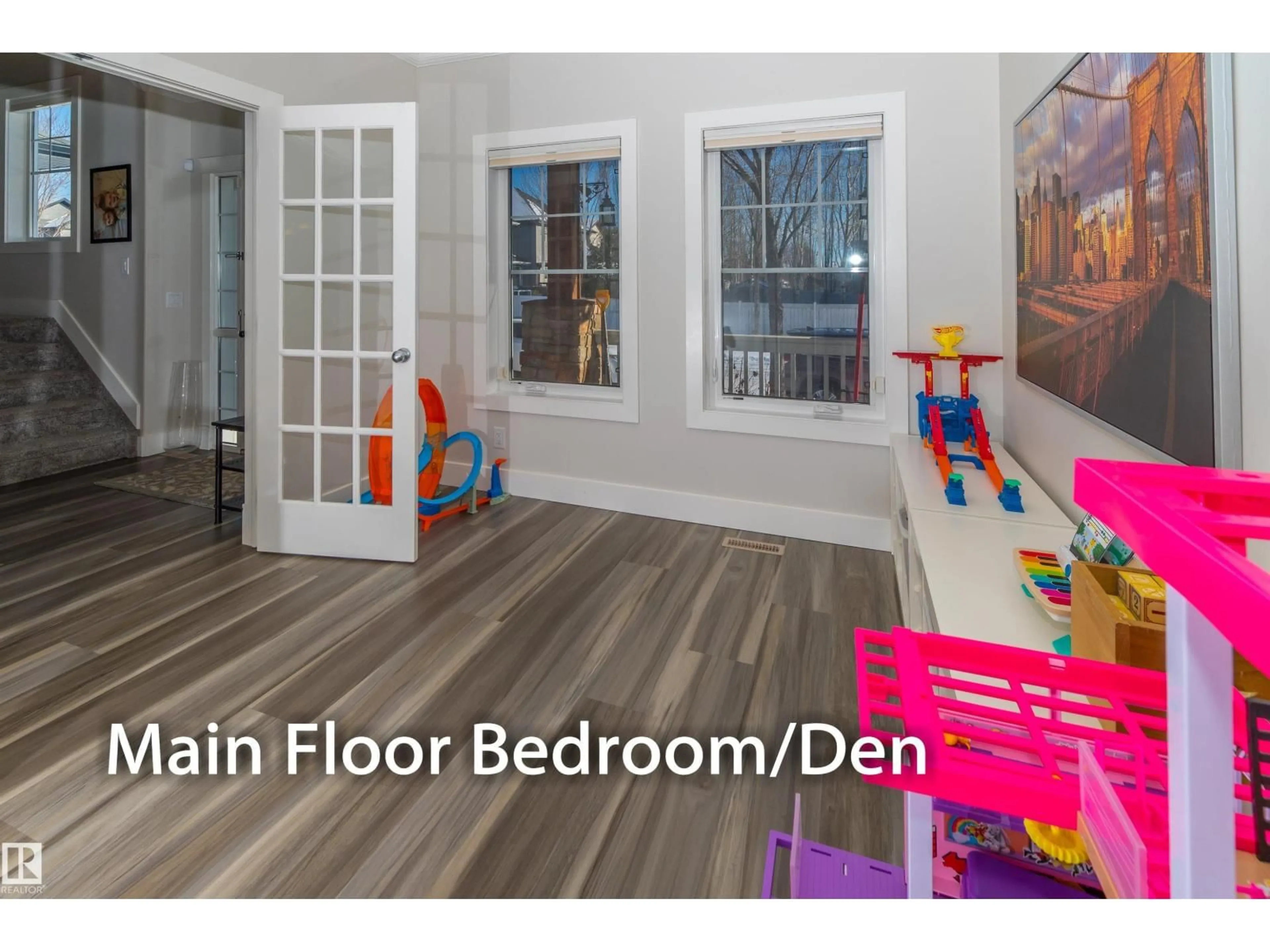 A pic of a room for 6152 STINSON WY, Edmonton Alberta T6R0K3