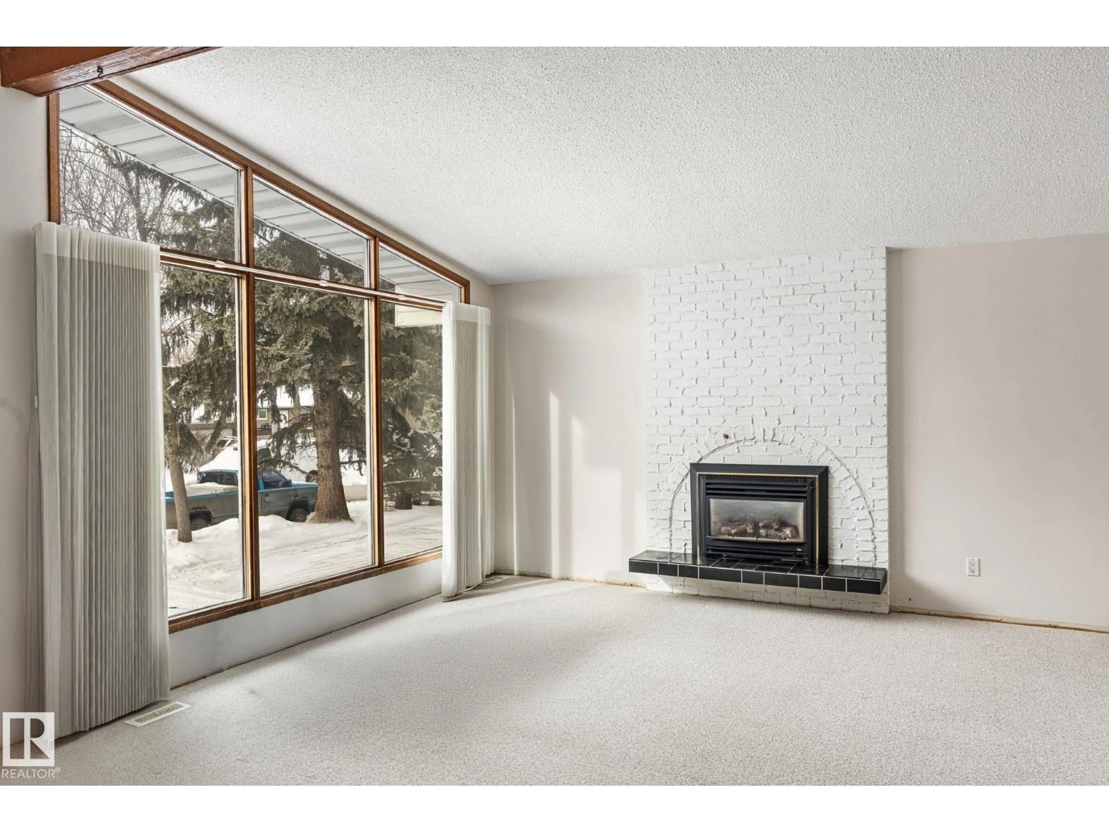 Unknown for 34 ANDREW CR, St. Albert Alberta T8N2V3