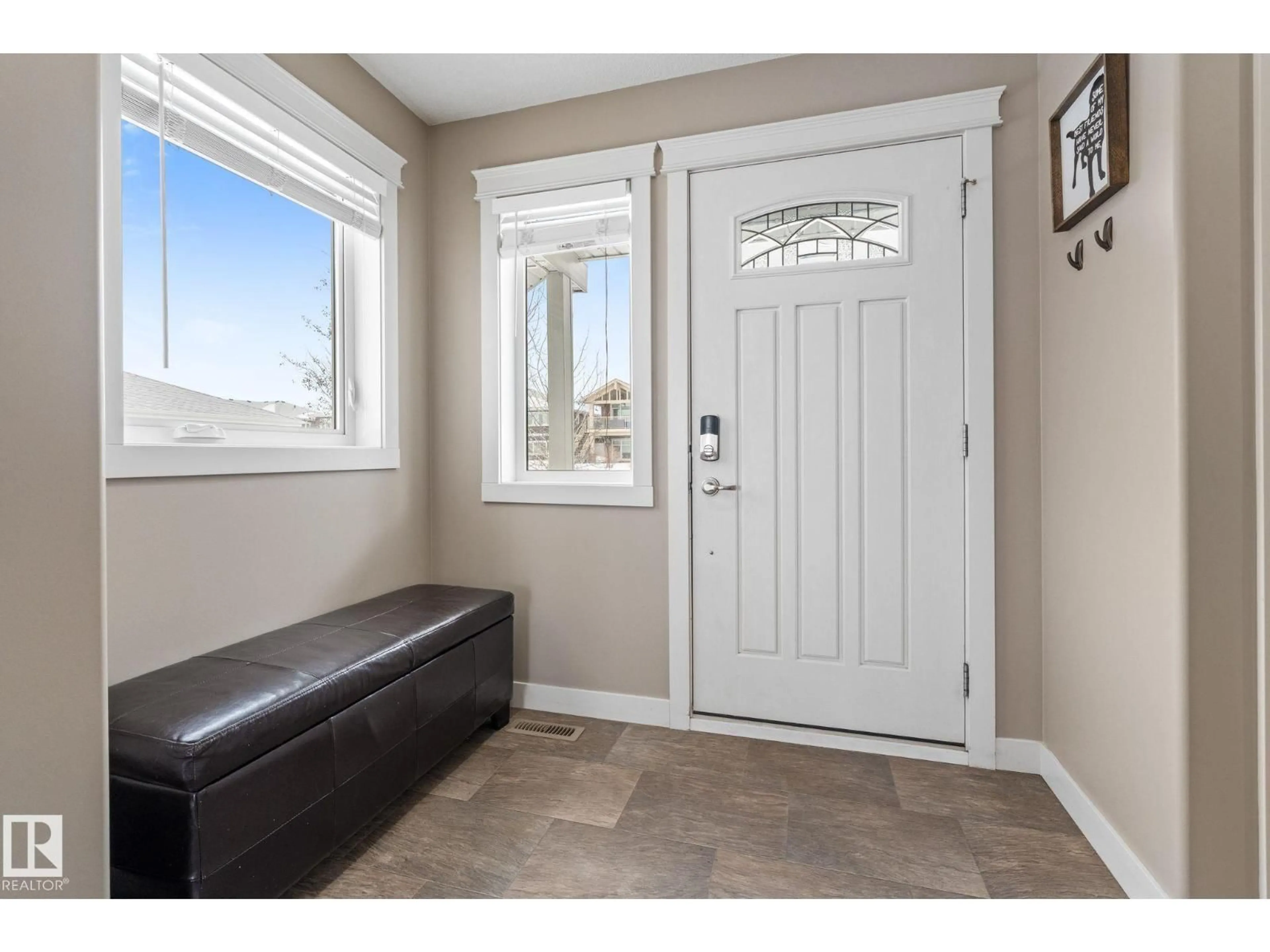 Indoor entryway for 523 55101 STE. ANNE TR, Rural Lac Ste. Anne County Alberta T0E1A1