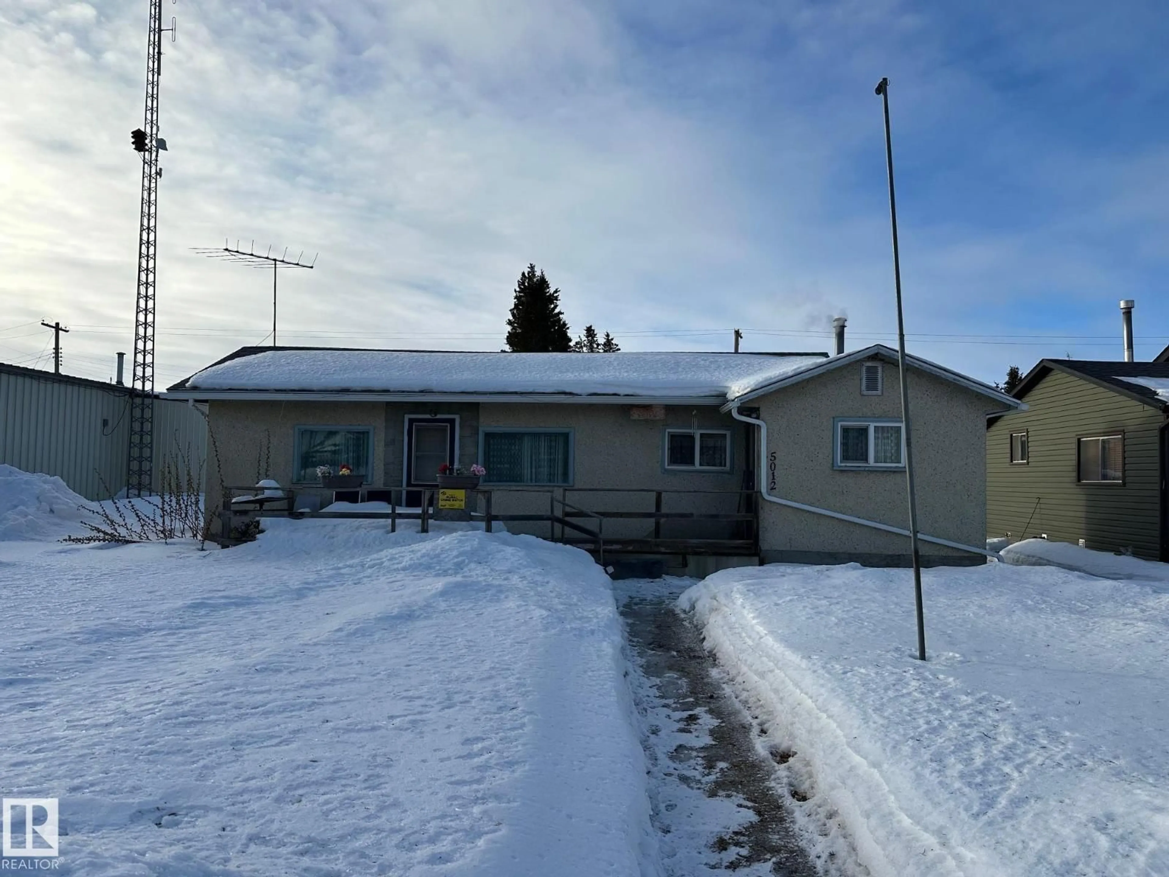 Unknown for 5012 51 ST, Waskatenau Alberta T0A3P0