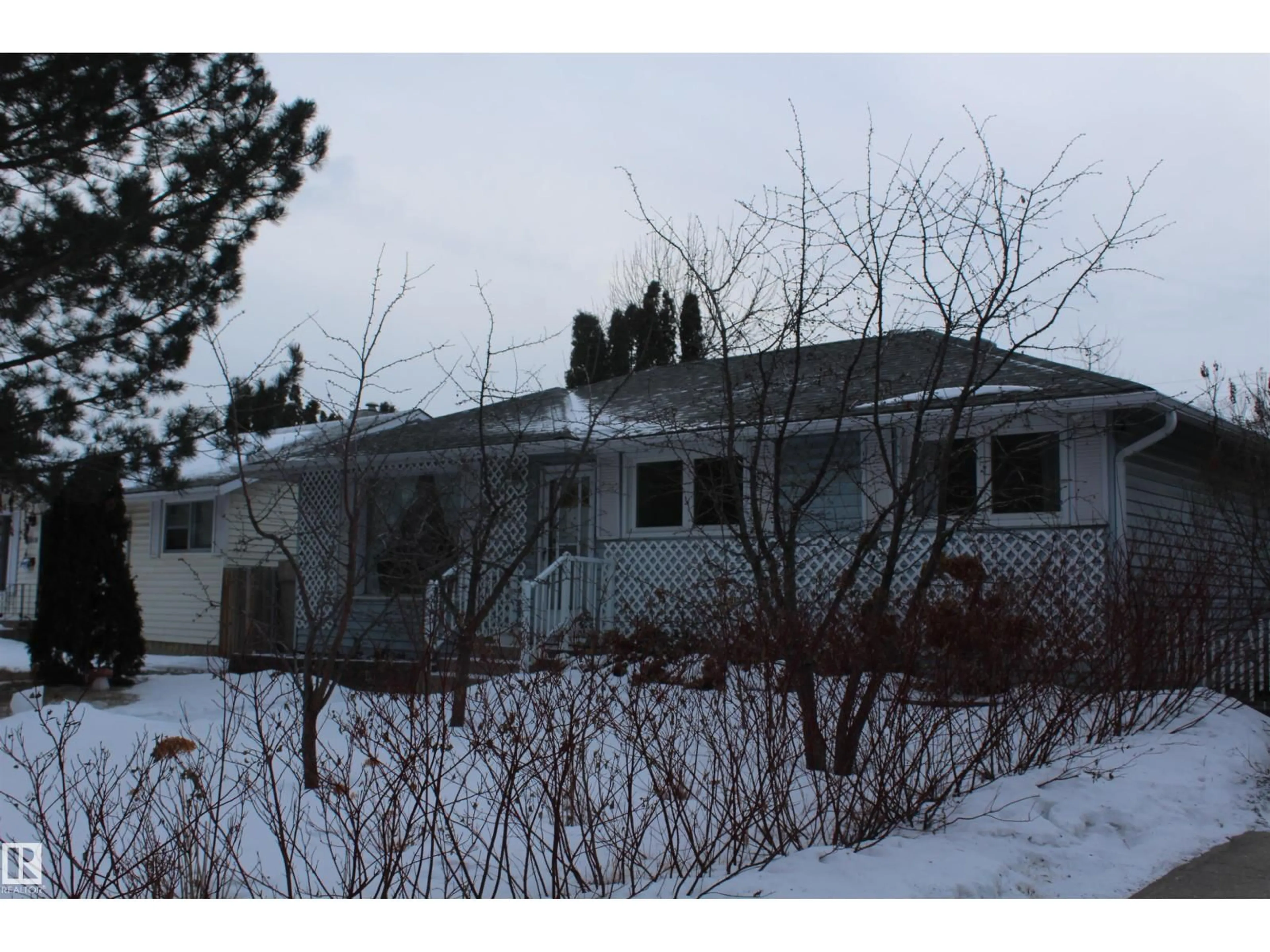 Unknown for NW - 12432 134 ST, Edmonton Alberta T5L1V2