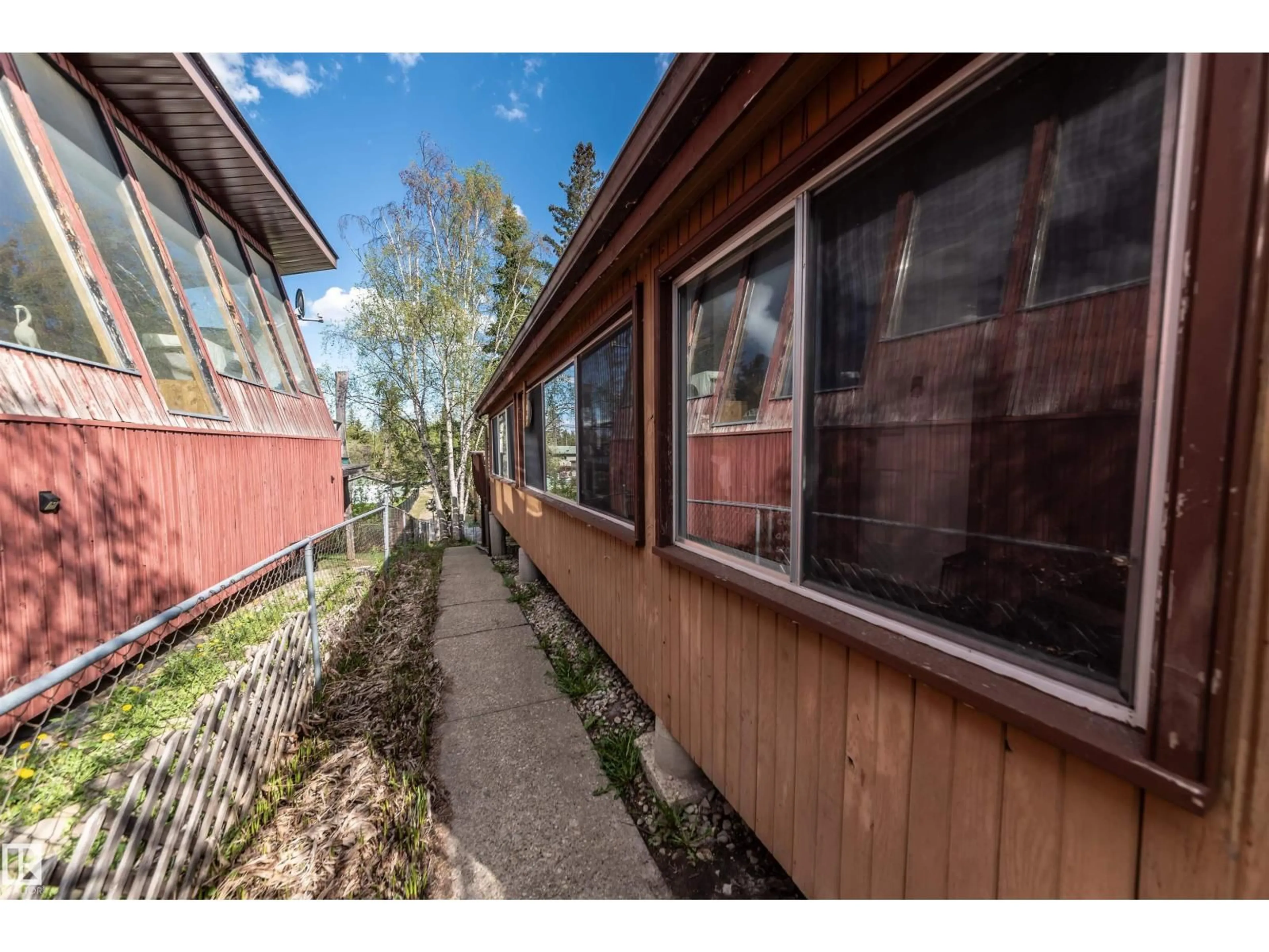 Patio, street for 1621 MARINE CR, Rural Lac Ste. Anne County Alberta T0E0A2