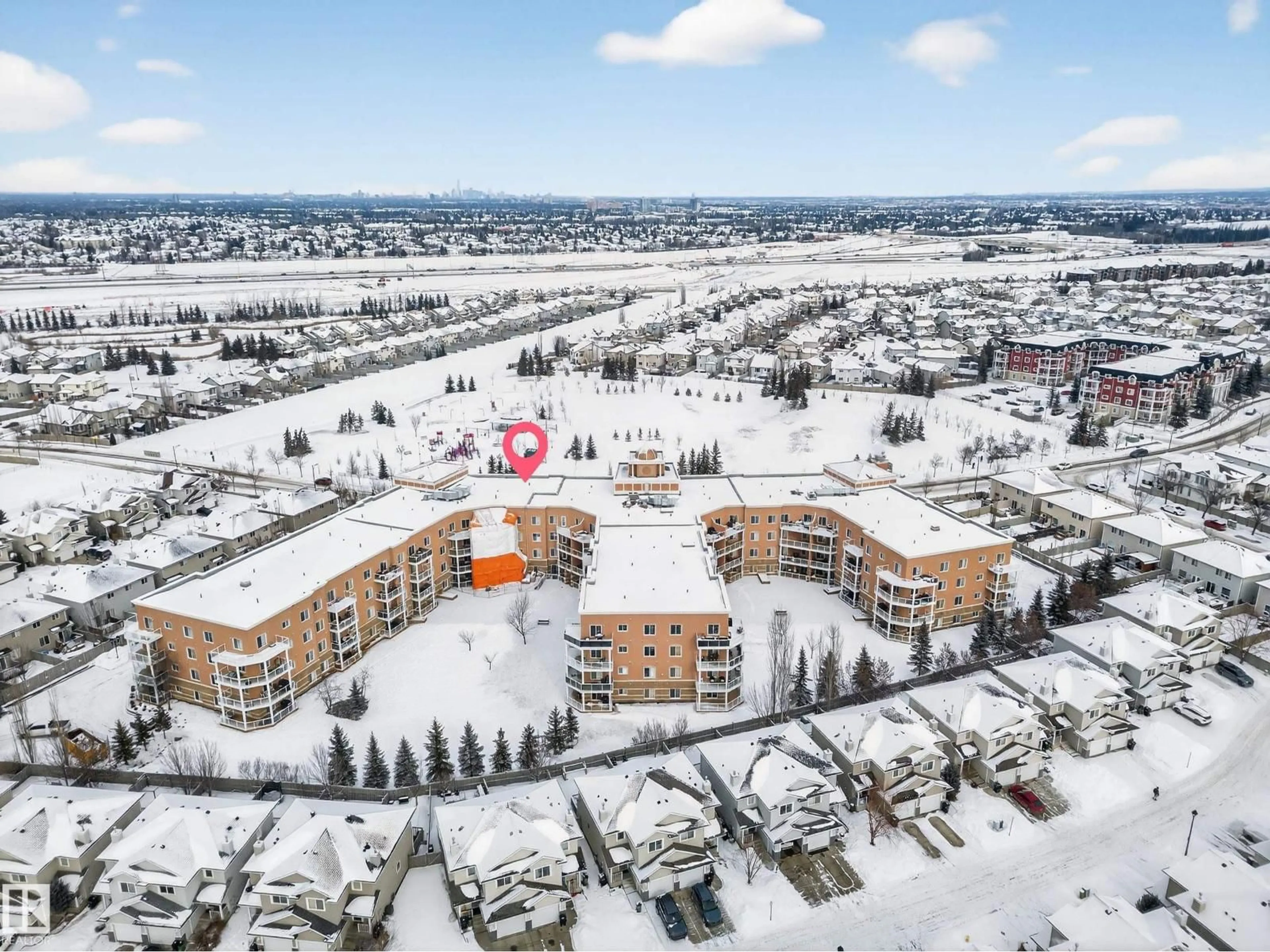 A pic from outside/outdoor area/front of a property/back of a property/a pic from drone, building for 263 - 434 MACEWAN RD, Edmonton Alberta T6W0C4