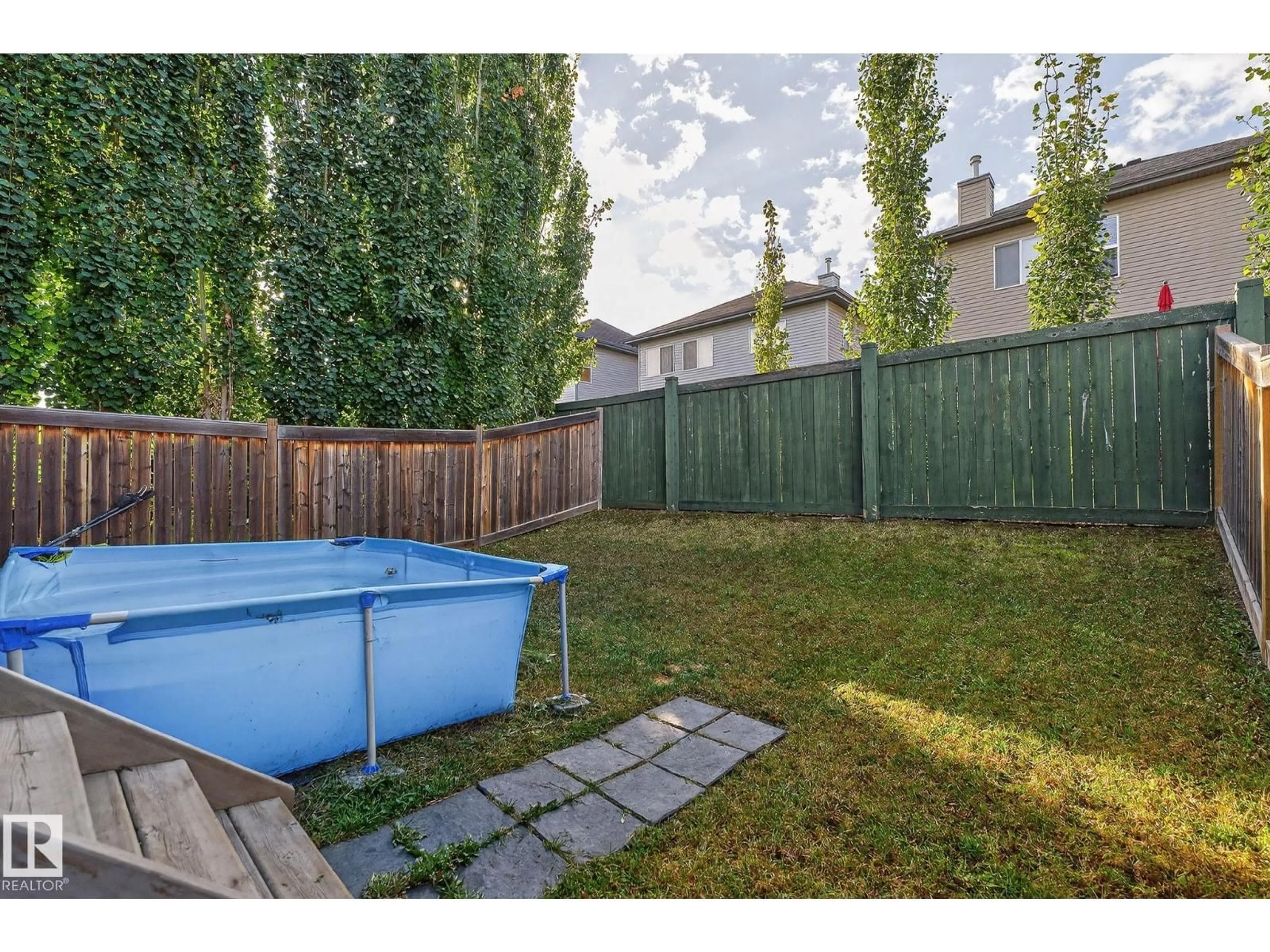 Pool for 26 85 SPRUCE VILLAGE DR, Spruce Grove Alberta T7X0L2