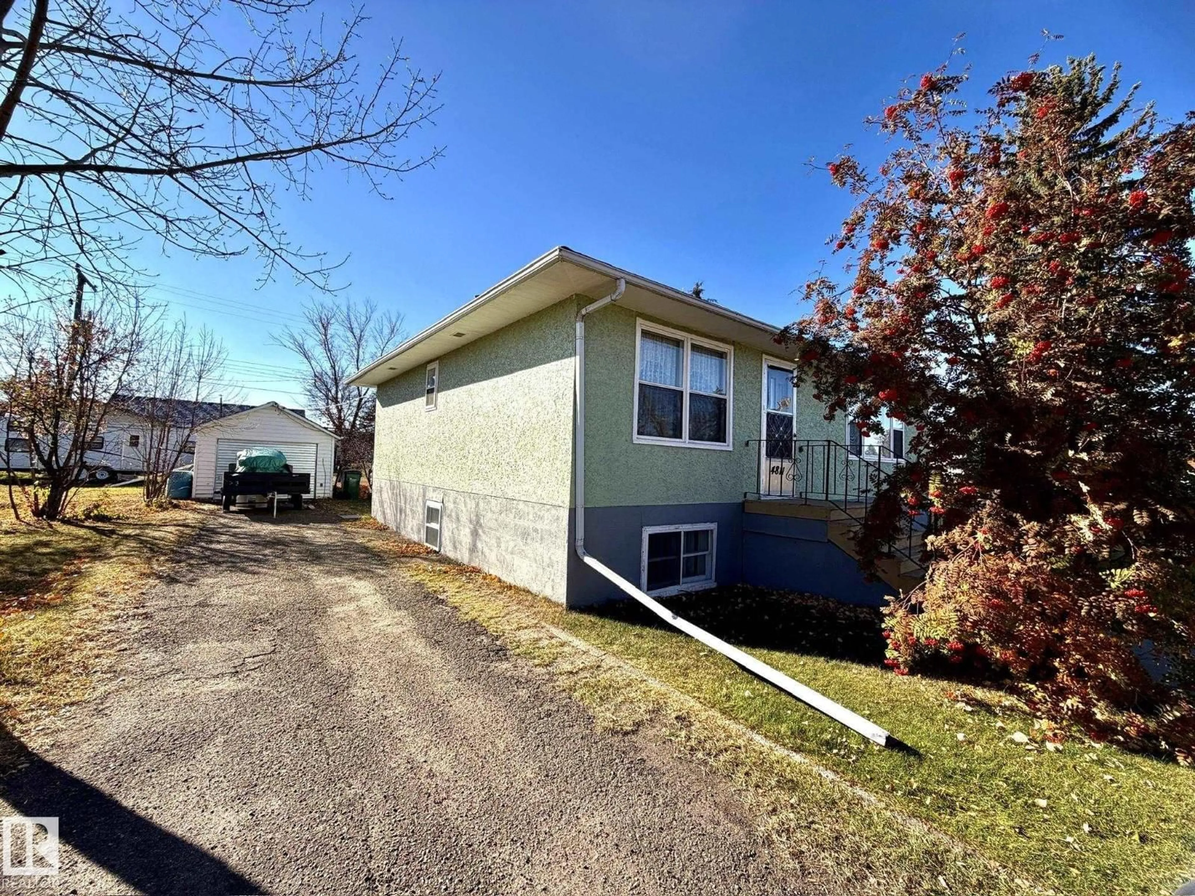 Home with vinyl exterior material, street for 4811 51 AV, Lamont Alberta T0B2R0