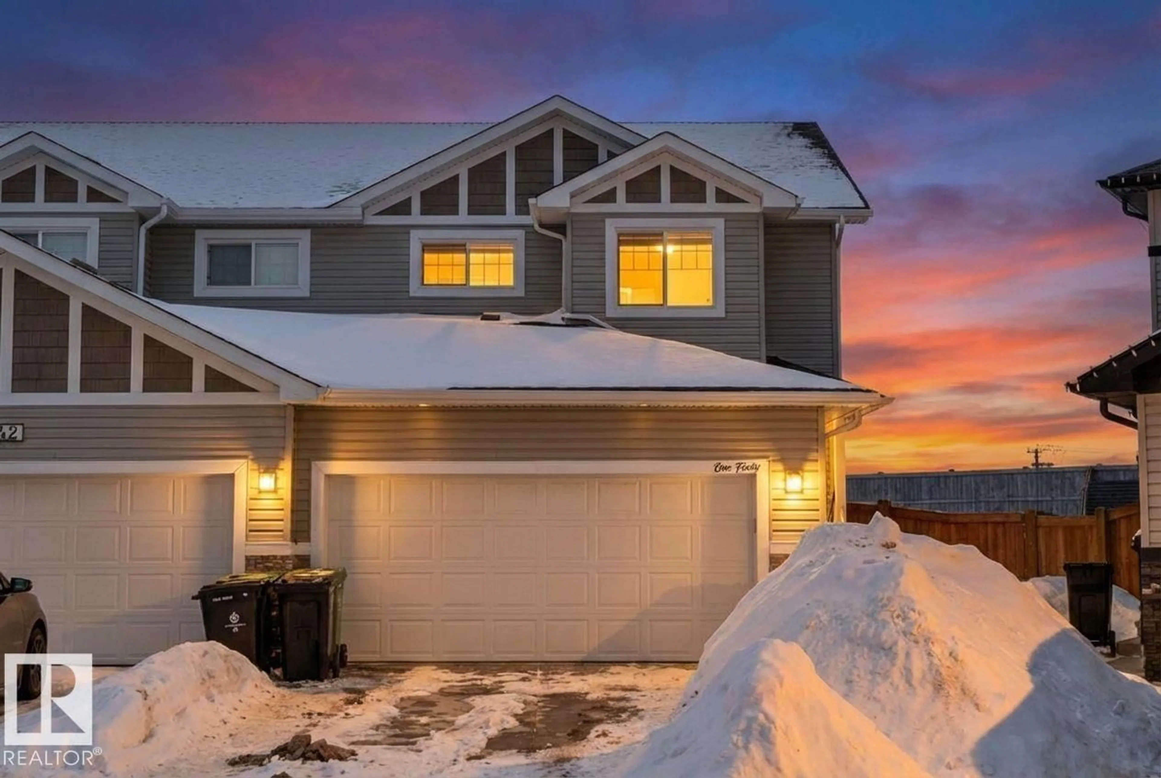 Home with vinyl exterior material, unknown for 140 RADCLIFFE WD, Fort Saskatchewan Alberta T8L0S9