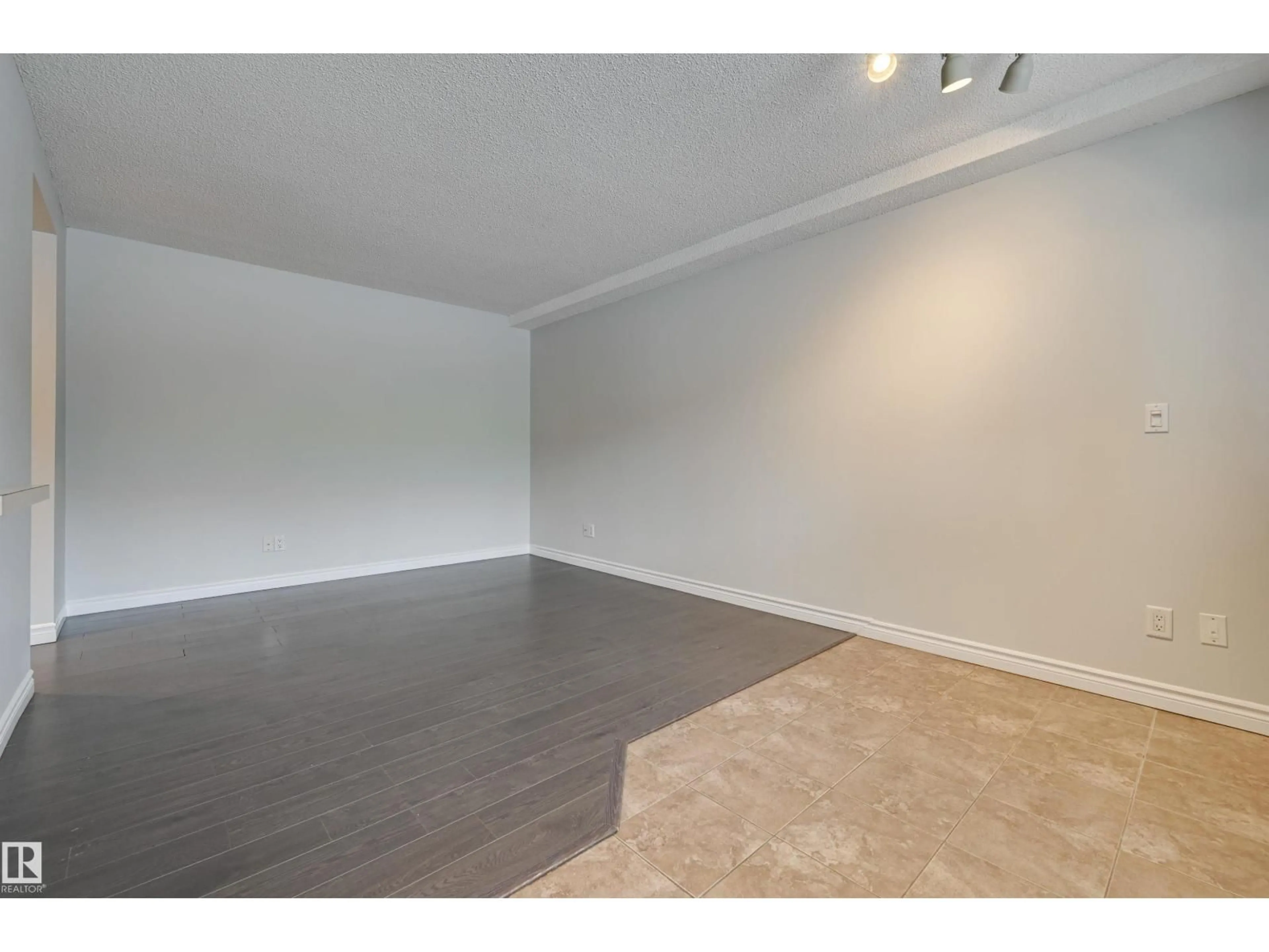 A pic of a room for 105 - 10621 79 AV, Edmonton Alberta T6E1S2