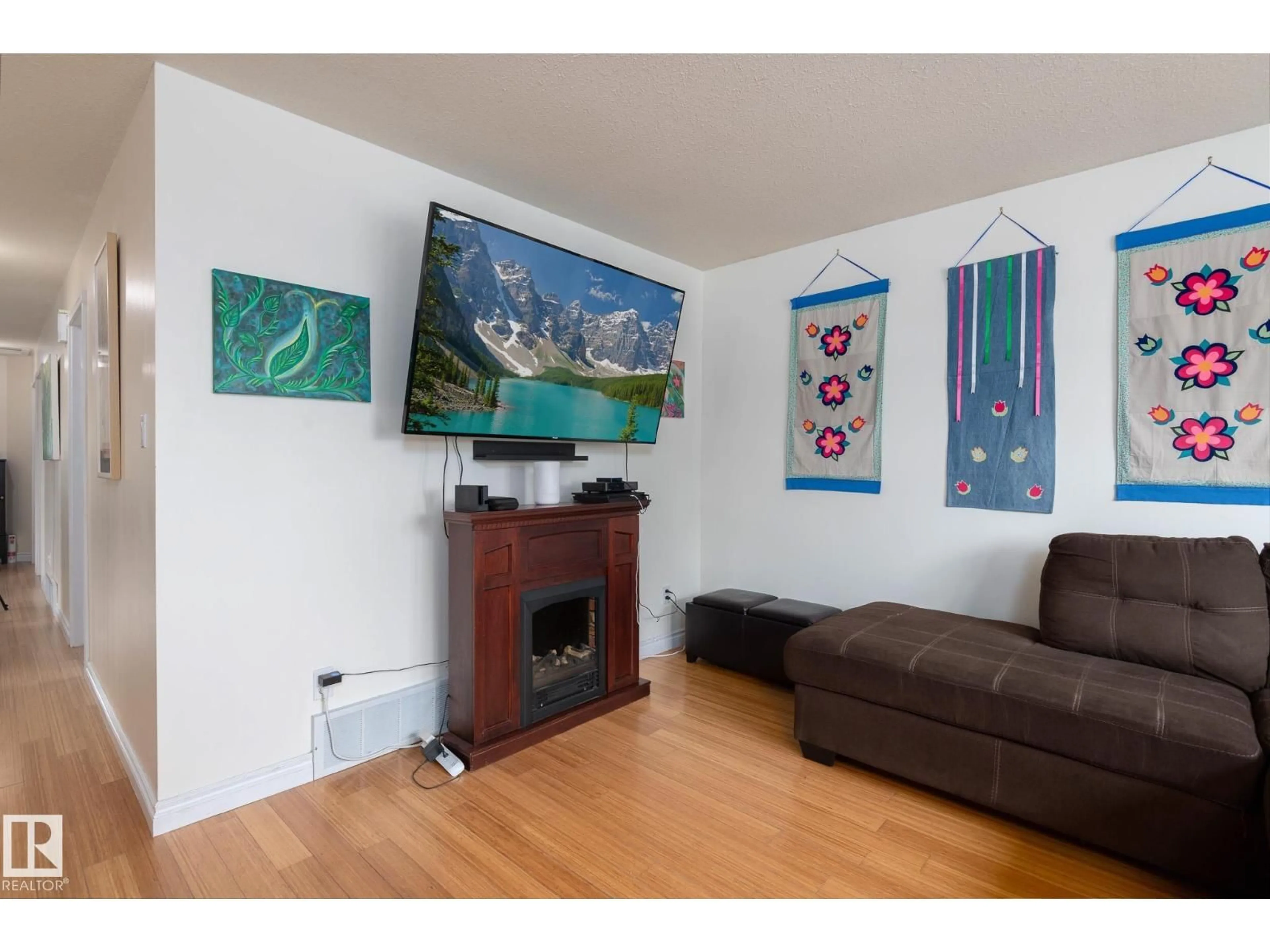 Unknown for 6103 53 AV, Cold Lake Alberta T9M1V5