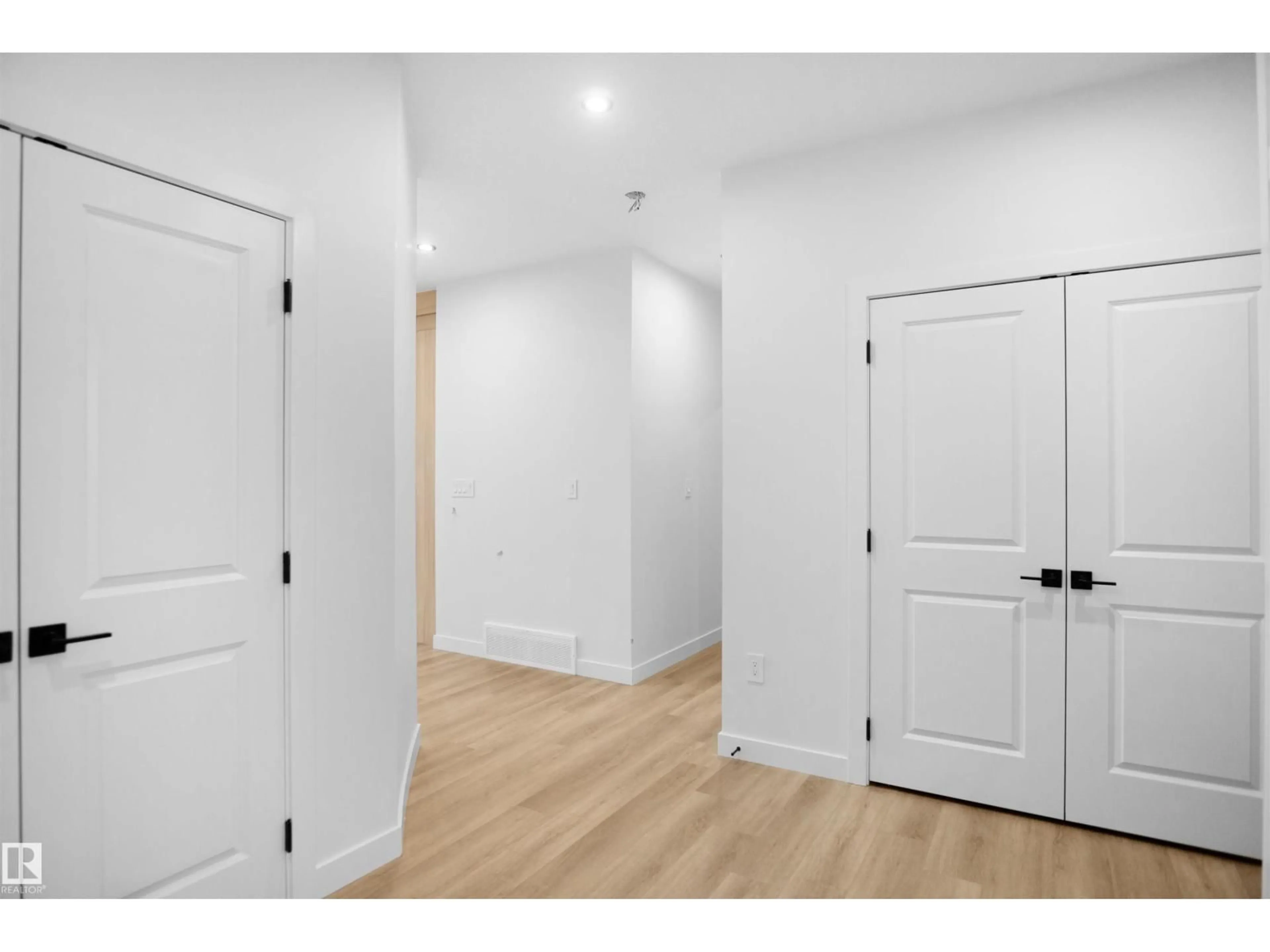 Unknown for 83 MEADOWGROVE LN, Spruce Grove Alberta T7X0W2