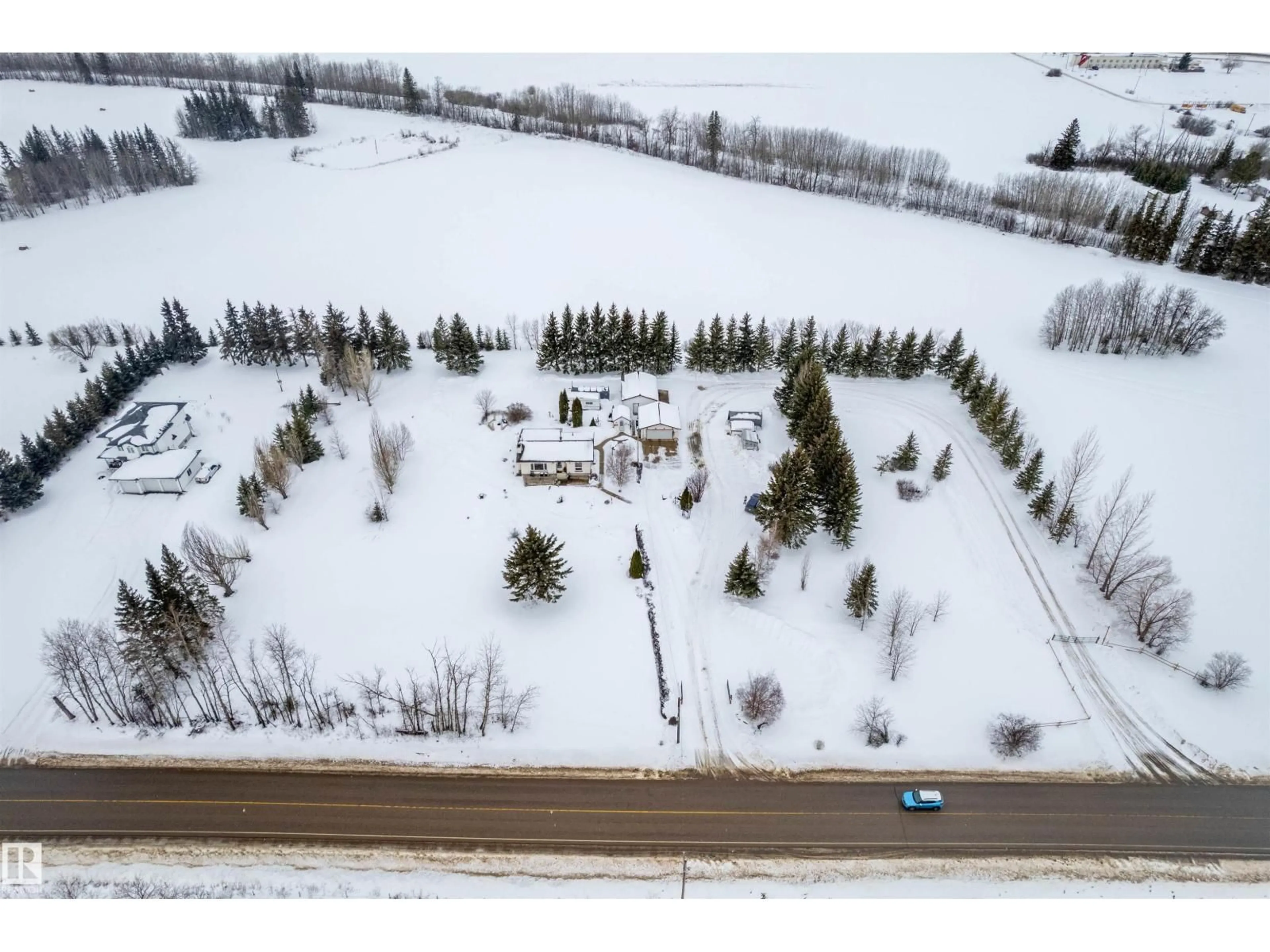 A pic from outside/outdoor area/front of a property/back of a property/a pic from drone, street for 3814 50 ST, Smoky Lake Town Alberta T0A3C0