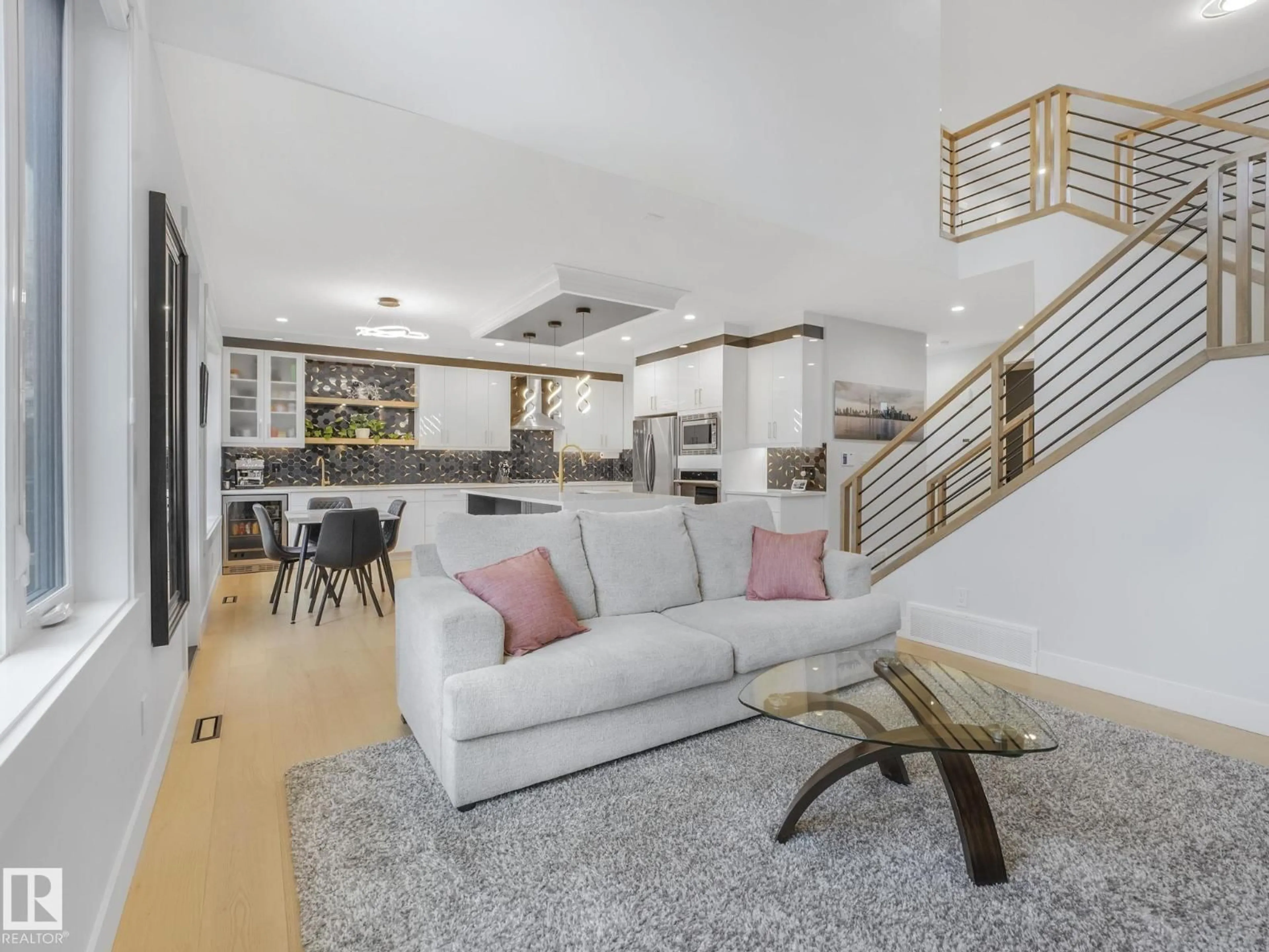 Living room with furniture, unknown for 53 AUTUMNWOOD CR, Spruce Grove Alberta T7X0J3