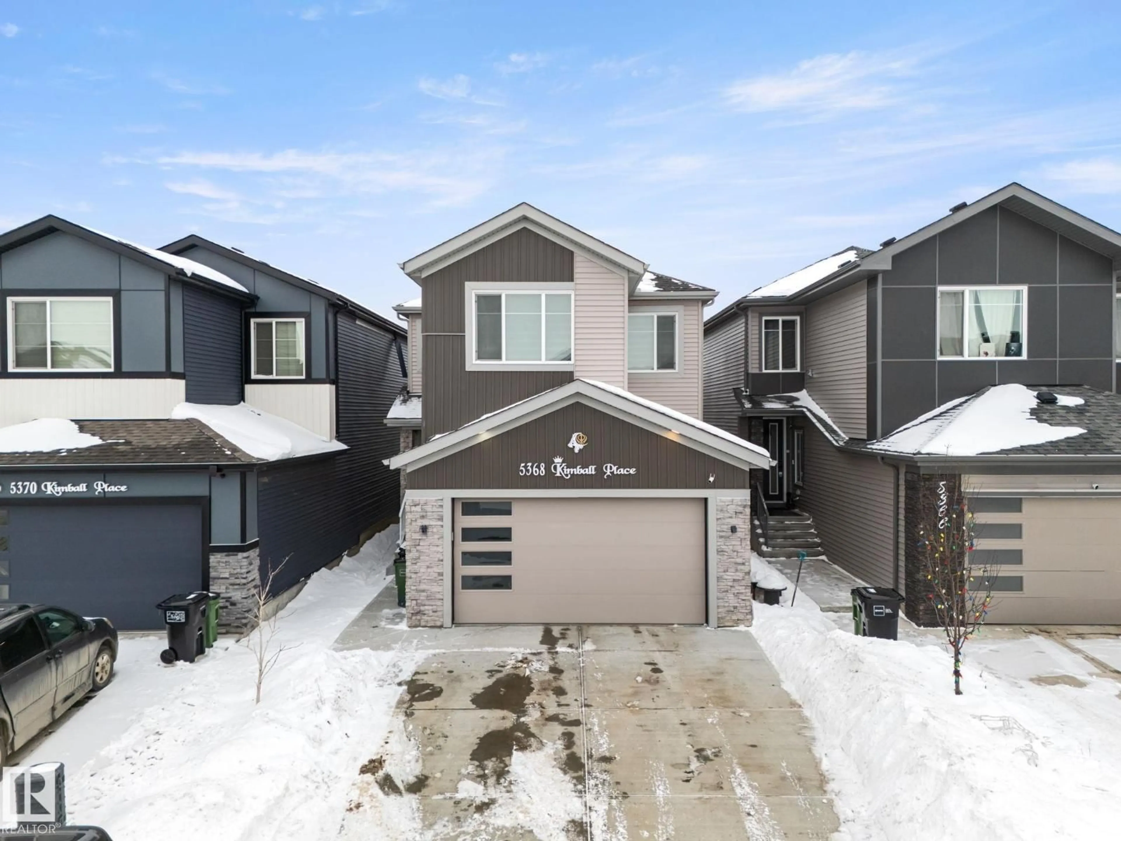 A pic from outside/outdoor area/front of a property/back of a property/a pic from drone, street for 5368 KIMBALL PL, Edmonton Alberta T6W5E5