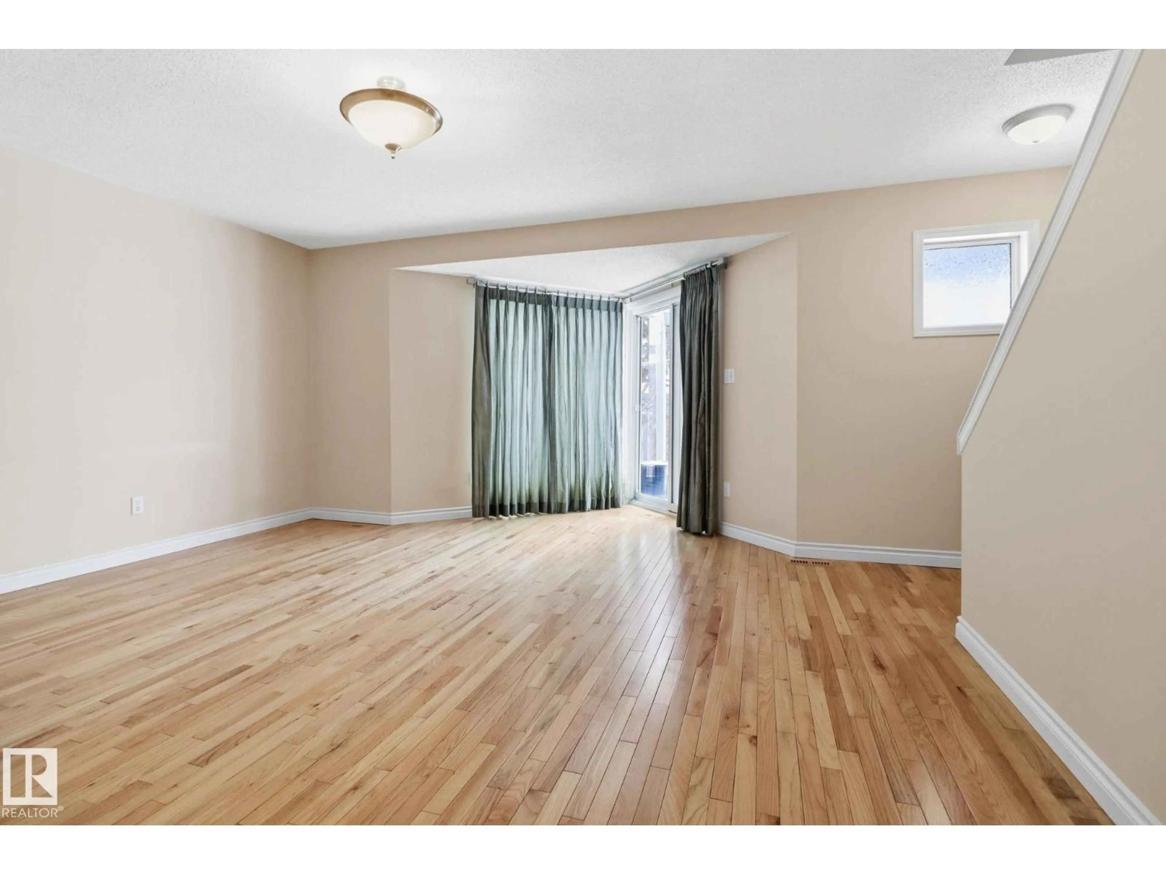 A pic of a room for #6 - 603 YOUVILLE DR, Edmonton Alberta T6L6V8