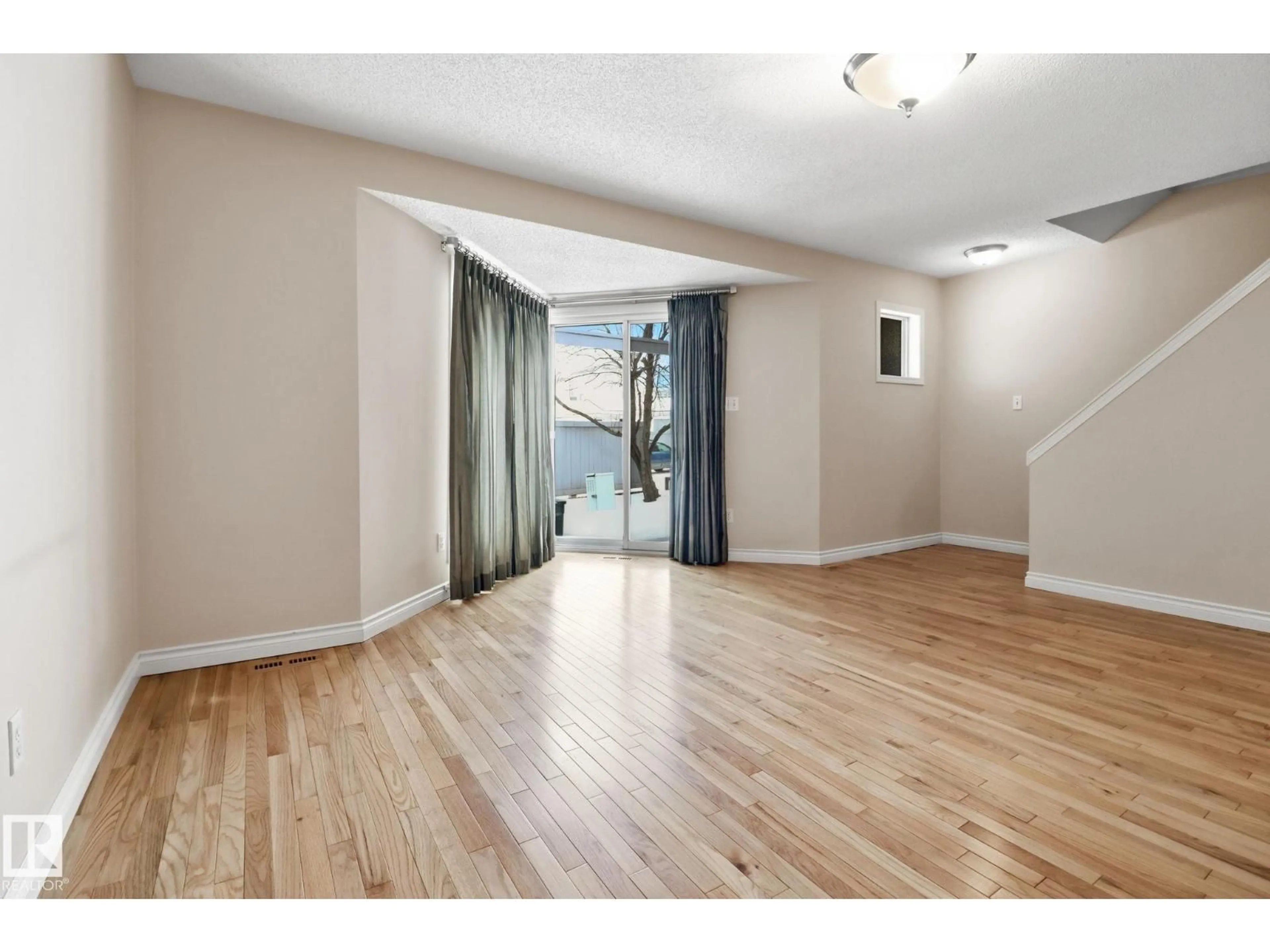 A pic of a room for #6 - 603 YOUVILLE DR, Edmonton Alberta T6L6V8