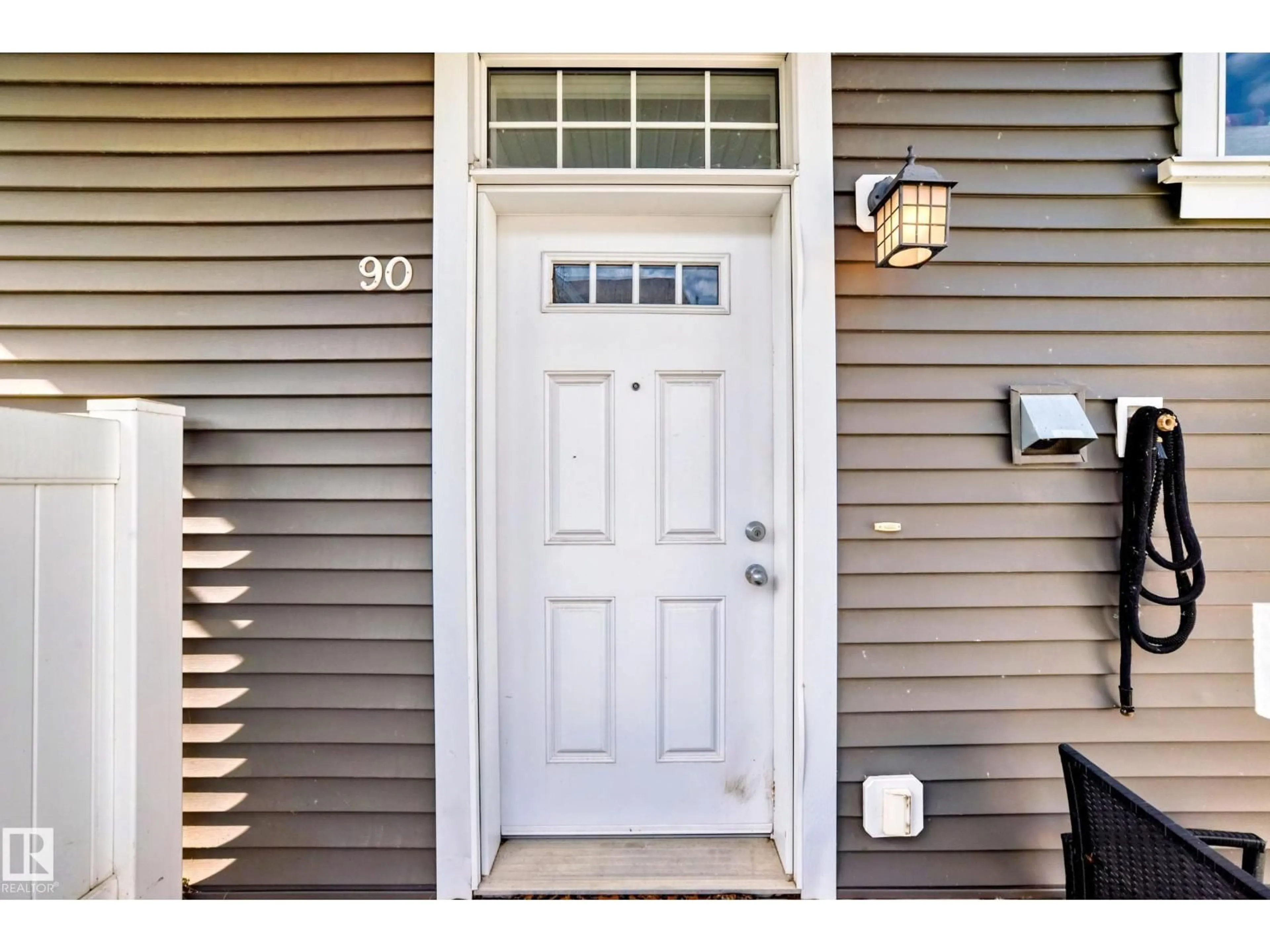 Indoor entryway for #90 - 4050 SAVARYN DR, Edmonton Alberta T6X1R8