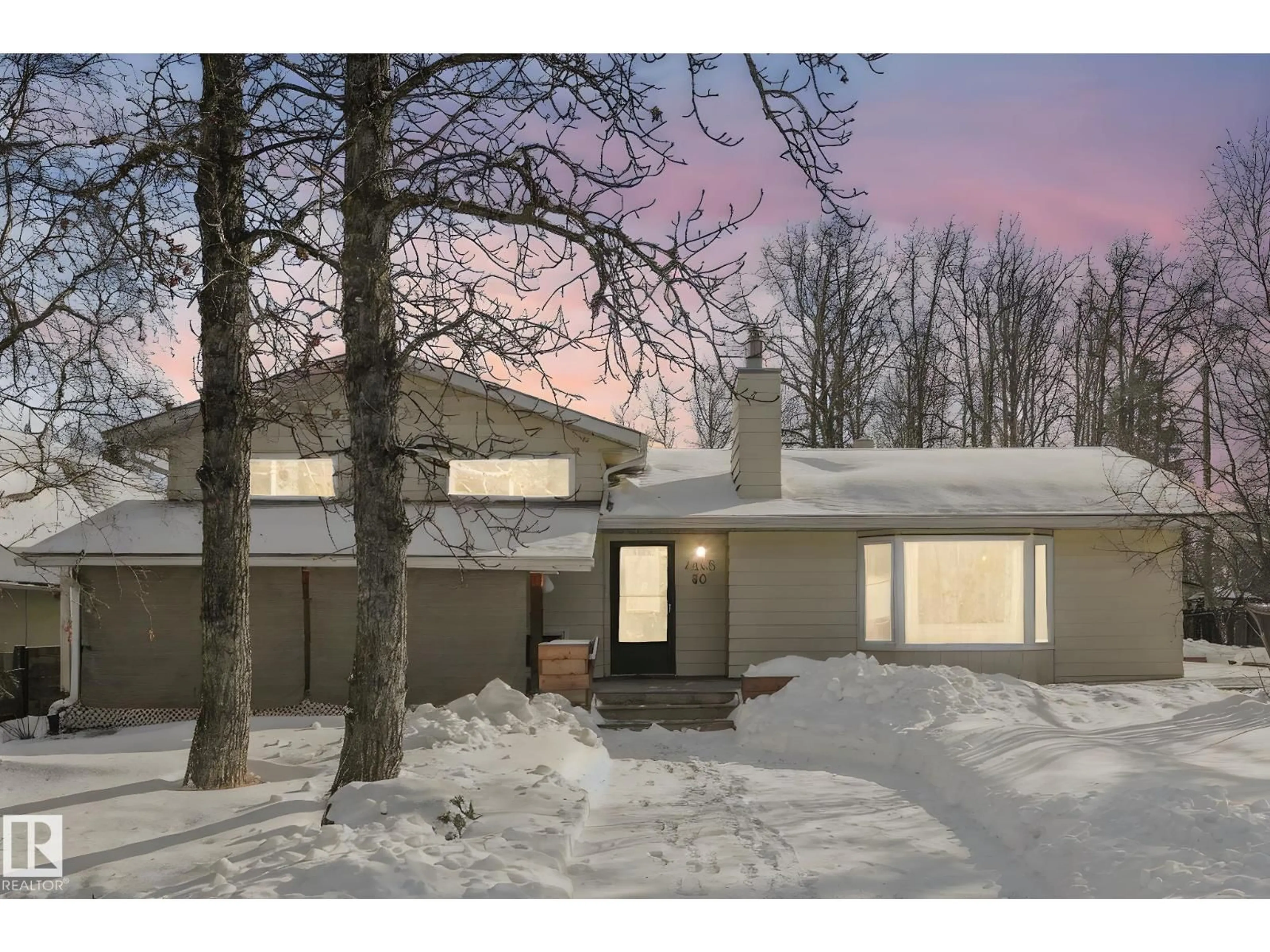 Unknown for 4835 60 ST, Rural Lac Ste. Anne County Alberta T0E0A0