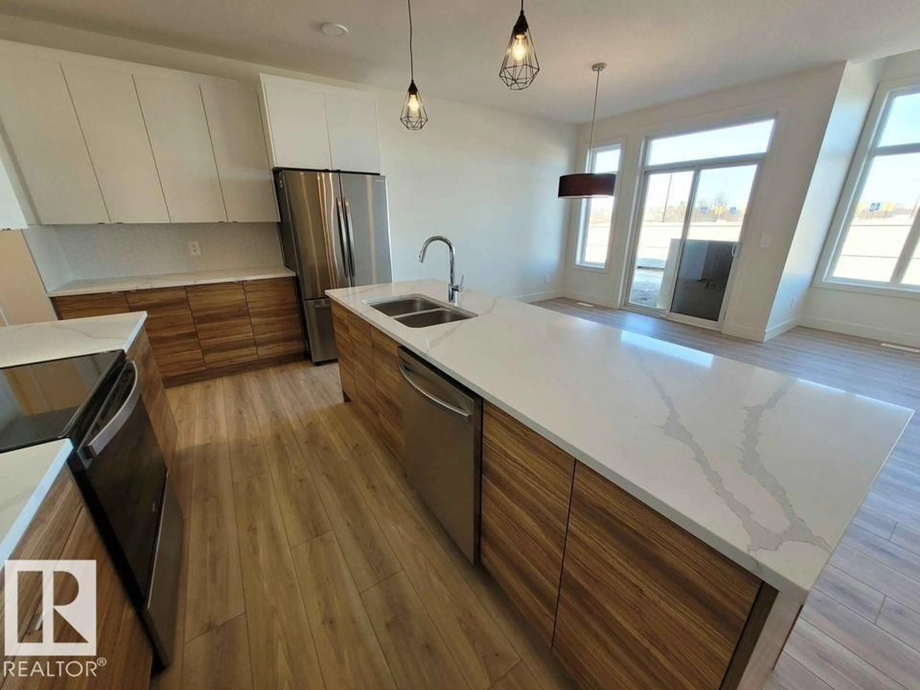 Open concept kitchen, unknown for 1009 GOLDFINCH WY, Edmonton Alberta T5S0P9