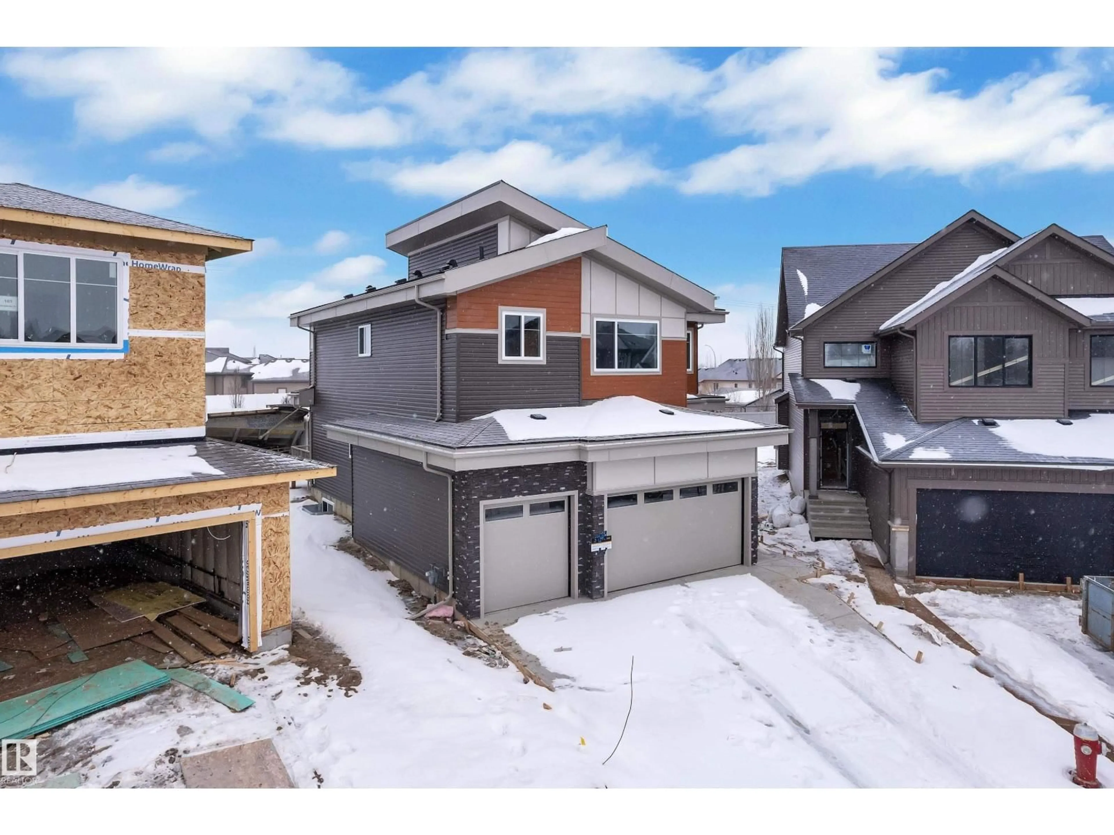 A pic from outside/outdoor area/front of a property/back of a property/a pic from drone, street for 159 GRAYBRIAR DR, Stony Plain Alberta T7Z0M7