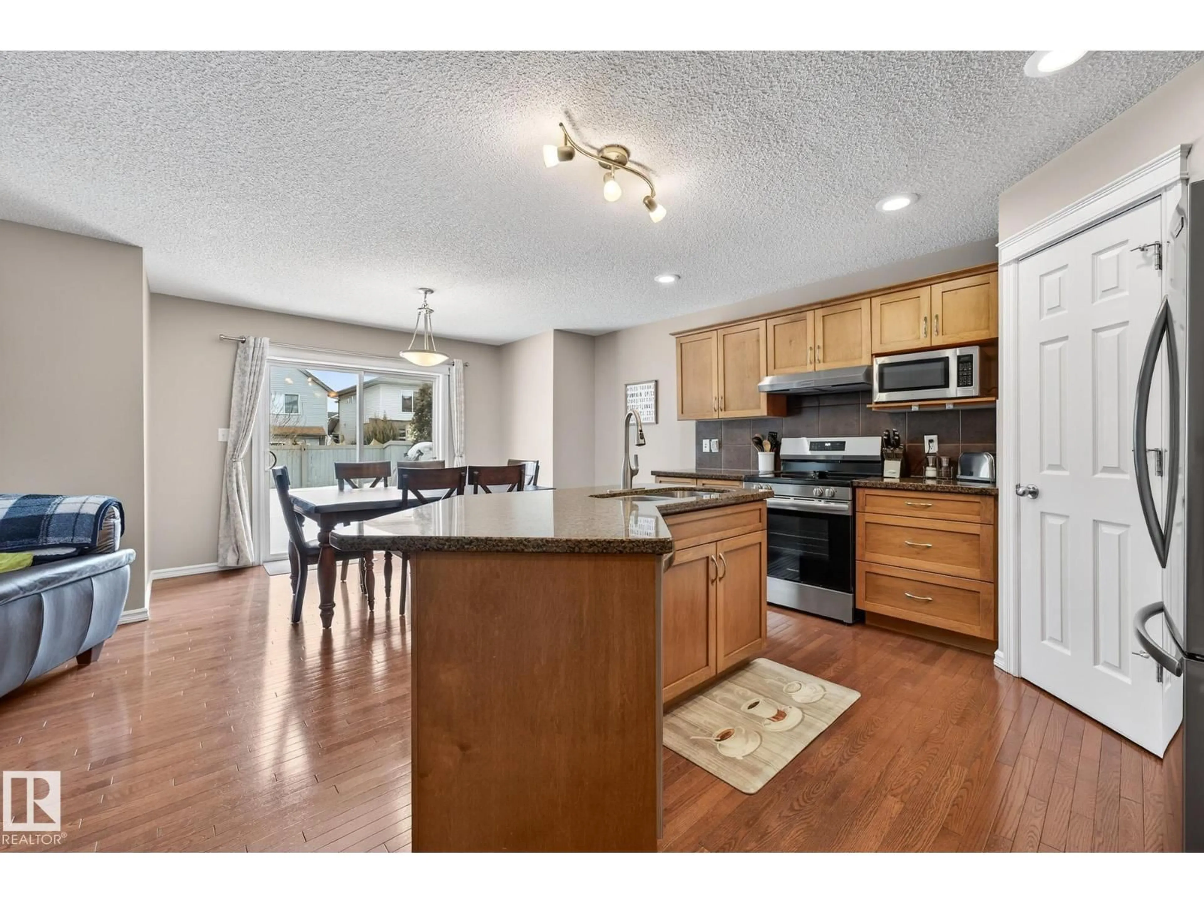Open concept kitchen, unknown for 21907 95 AV, Edmonton Alberta T5T1N2