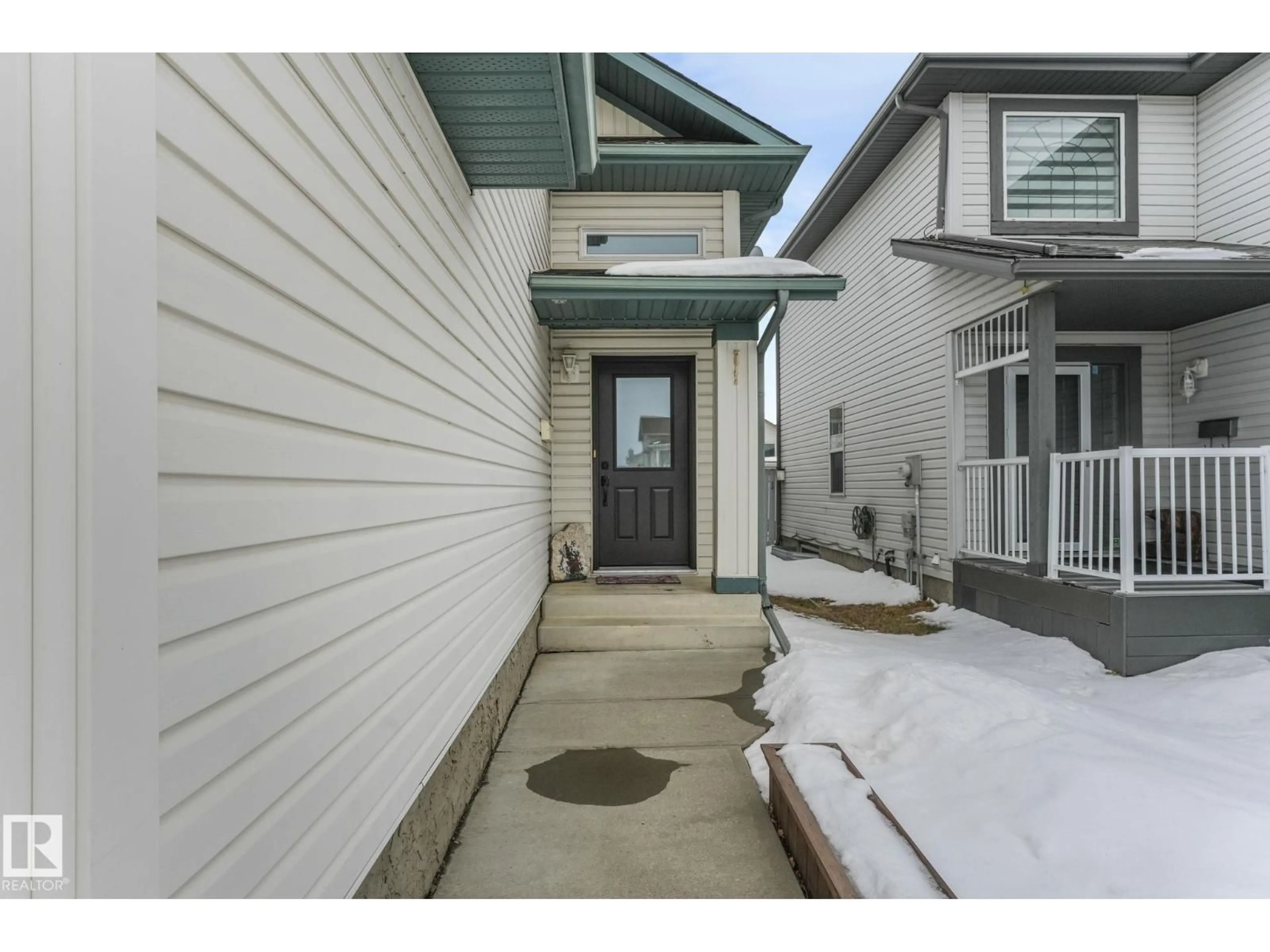 Indoor entryway for NW - 15035 131 ST, Edmonton Alberta T5K1N3