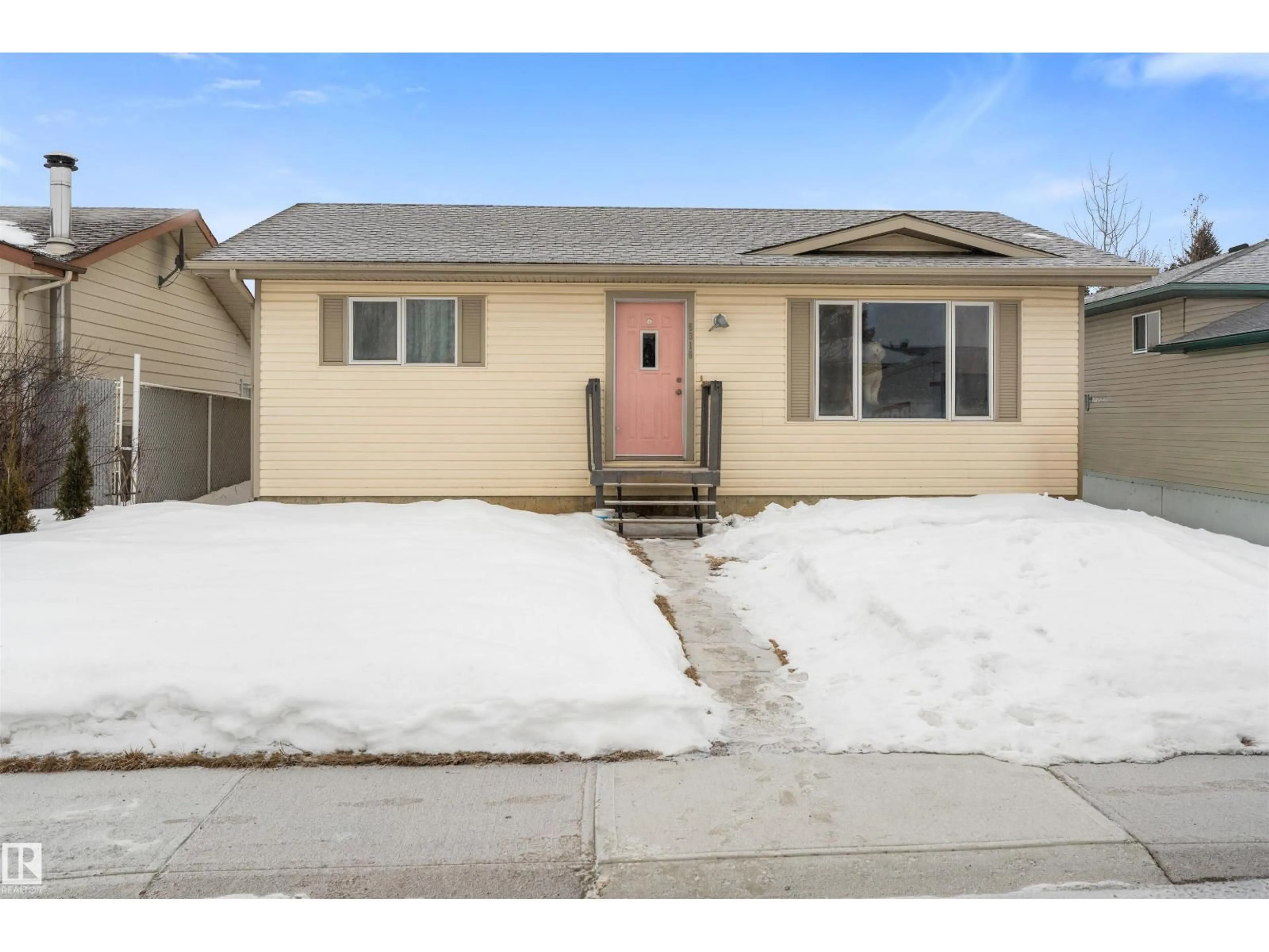 Unknown for 5316 65 ST, Redwater Alberta T0A2W0